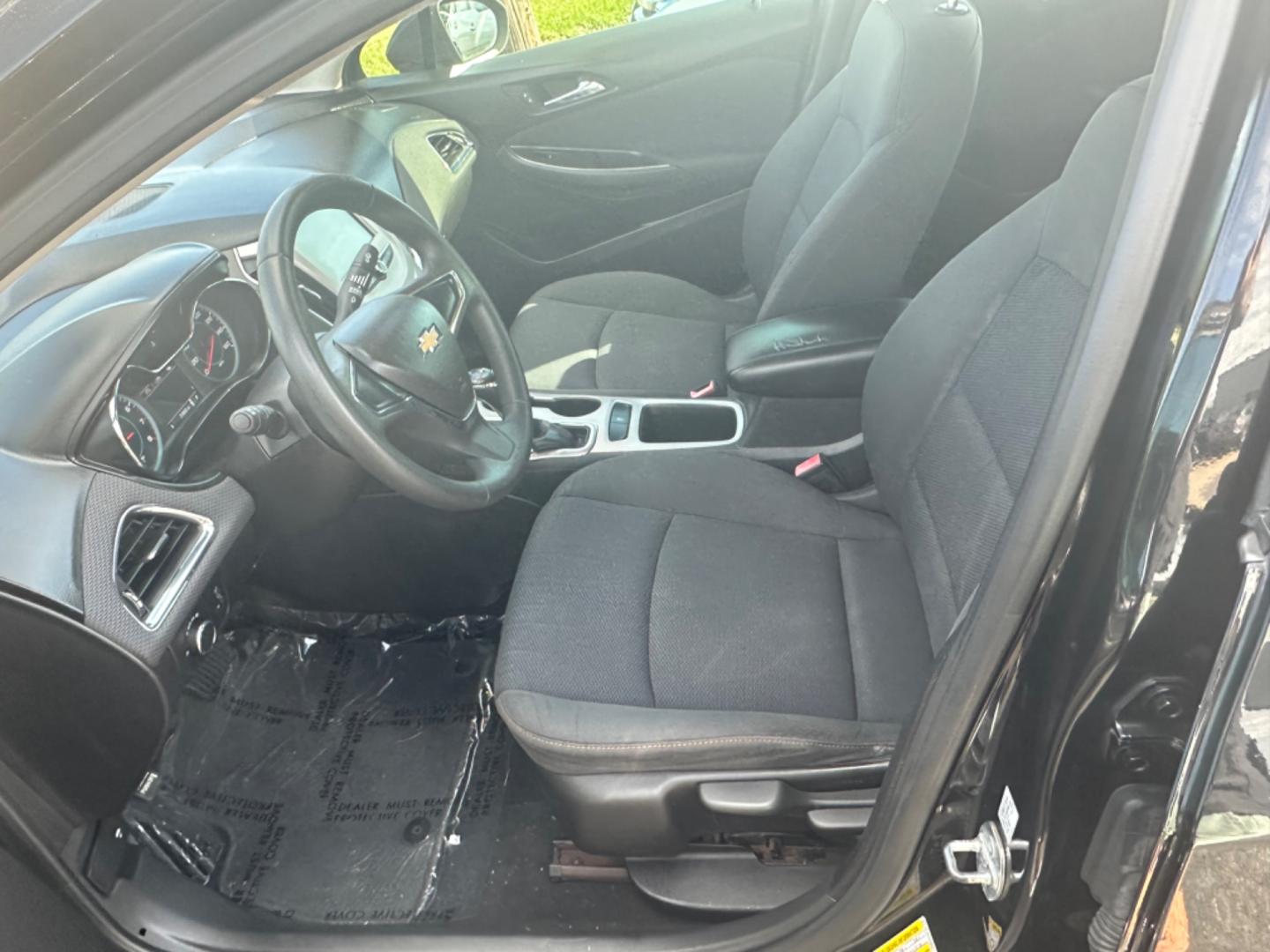 2016 BLACK /BLACK Chevrolet Cruze LS Auto (1G1BC5SM4G7) with an 1.4L L4 DOHC 16V TURBO engine, 6A transmission, located at 419 N 18th St., Monroe, LA, 71201, (318) 410-9250, 32.514370, -92.105133 - Photo#1