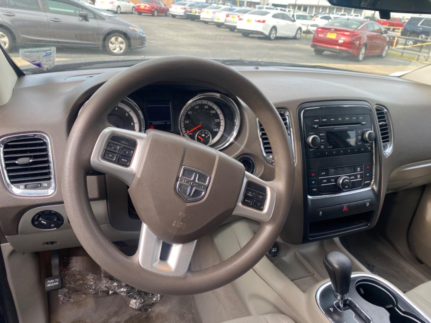 2012 Dodge Durango SXT RWD (1C4RDHAG1CC) with an 3.6L V6 DOHC 24V engine, 5-Speed Automatic transmission, located at 419 N 18th St., Monroe, LA, 71201, (318) 410-9250, 32.514370, -92.105133 - Photo#2