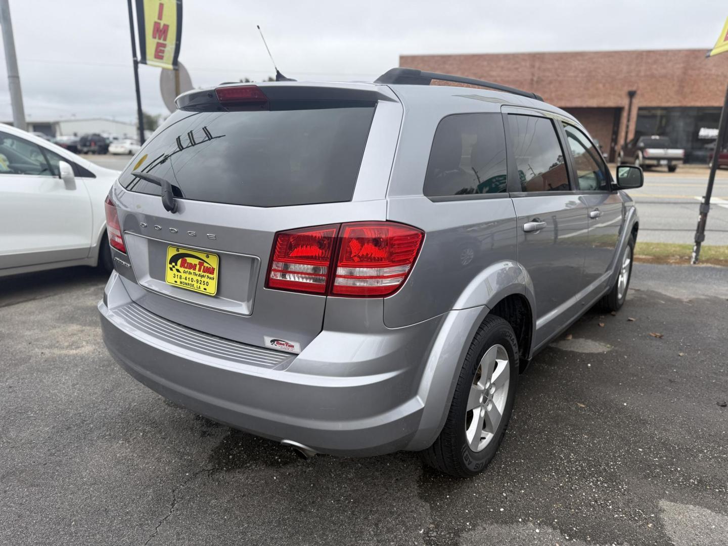2016 Dodge Journey SE (3C4PDCAB6GT) with an 2.4L L4 DOHC 16V engine, 4A transmission, located at 419 N 18th St., Monroe, LA, 71201, (318) 410-9250, 32.514370, -92.105133 - Photo#1