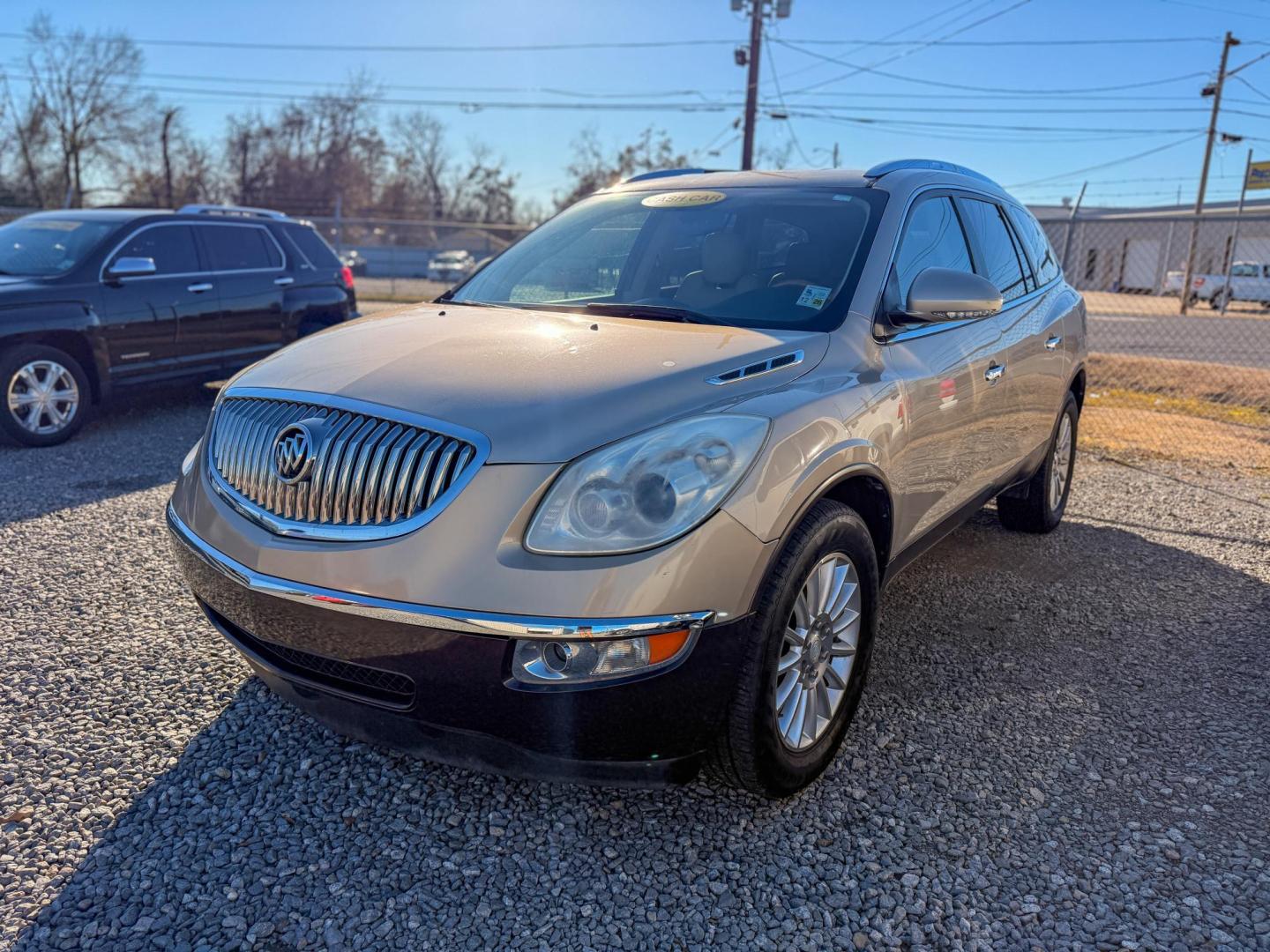 2011 Buick Enclave CXL-1 FWD (5GAKRBED8BJ) with an 3.6L V6 DOHC 24V engine, 6-Speed Automatic Overdrive transmission, located at 419 N 18th St., Monroe, LA, 71201, (318) 410-9250, 32.514370, -92.105133 - Photo#0