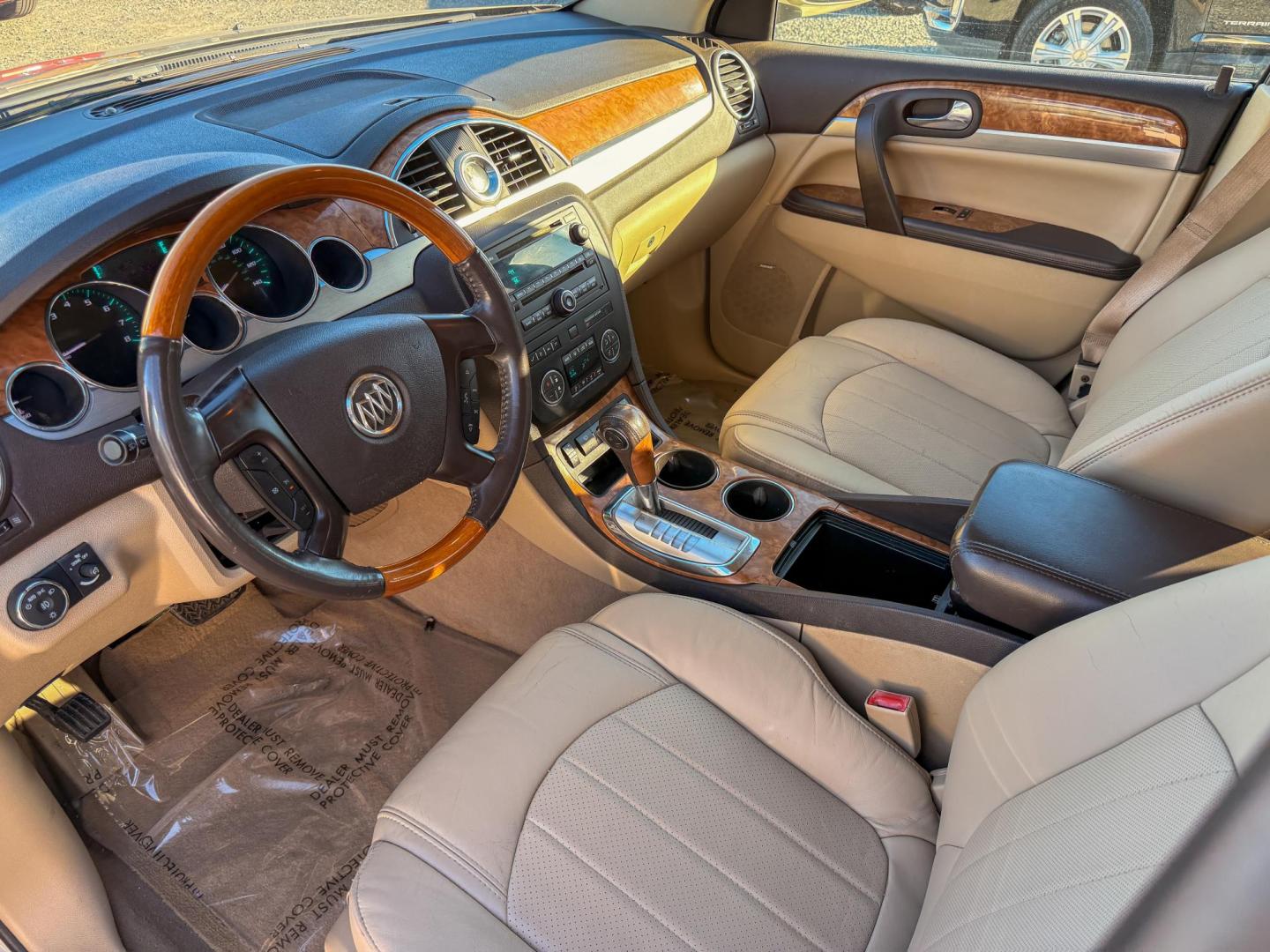 2011 Buick Enclave CXL-1 FWD (5GAKRBED8BJ) with an 3.6L V6 DOHC 24V engine, 6-Speed Automatic Overdrive transmission, located at 419 N 18th St., Monroe, LA, 71201, (318) 410-9250, 32.514370, -92.105133 - Photo#3