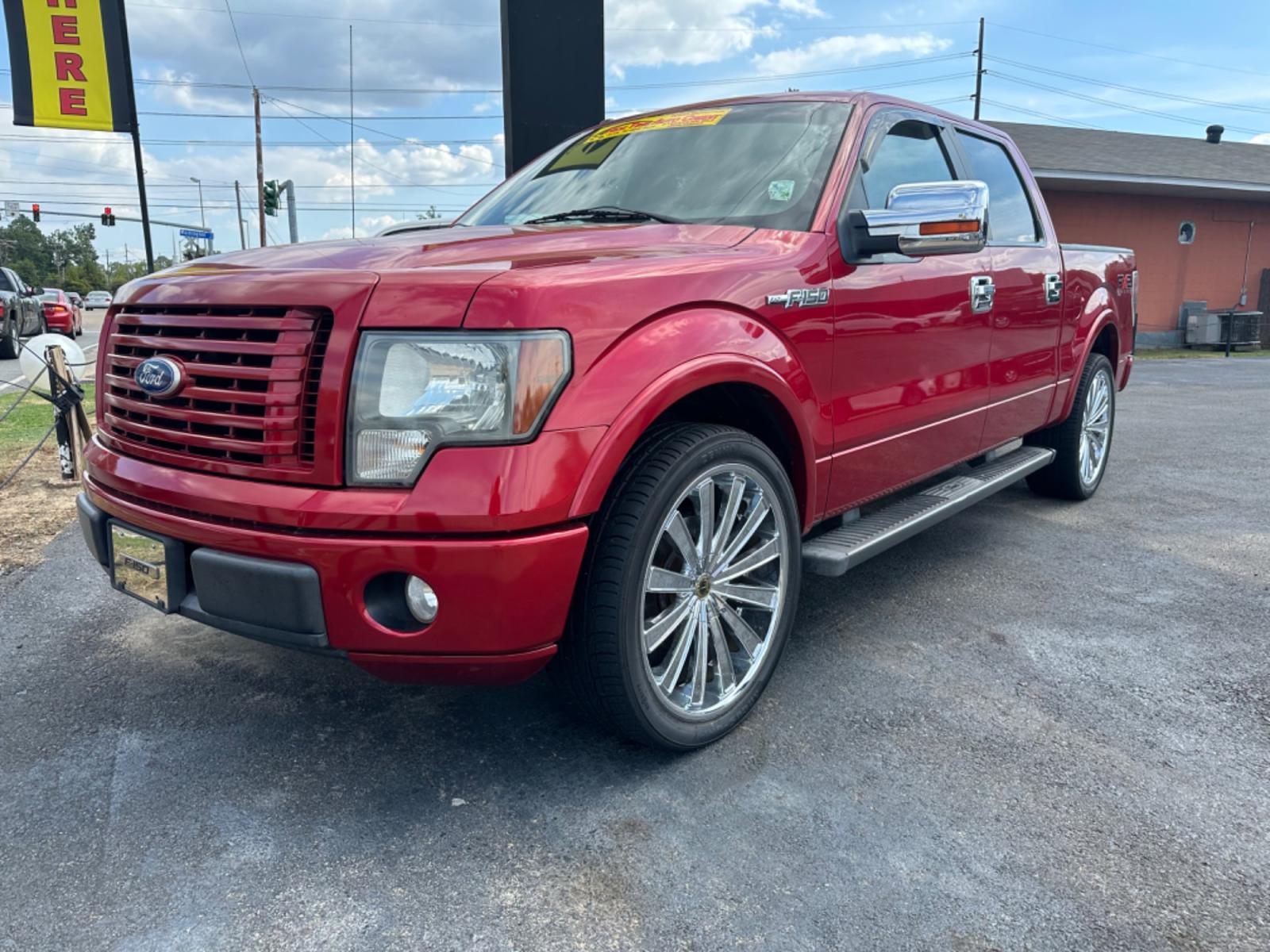 2010 Ford F-150 Lariat SuperCrew 5.5-ft. Bed 2WD (1FTEW1C89AK) with an 4.6L V8 SOHC 24V engine, 4-Speed Automatic transmission, located at 419 N 18th St., Monroe, LA, 71201, (318) 410-9250, 32.514370, -92.105133 - Photo #0