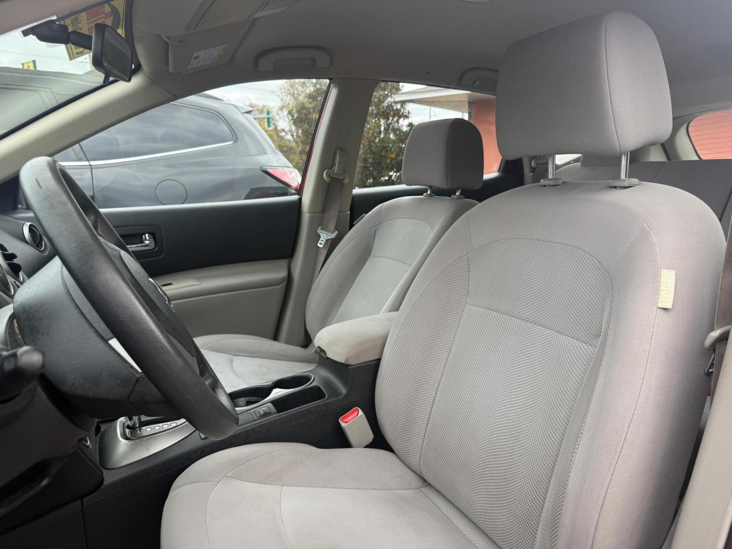 2014 Nissan Rogue (JN8AS5MT3EW) , located at 419 N 18th St., Monroe, LA, 71201, (318) 410-9250, 32.514370, -92.105133 - Photo#2