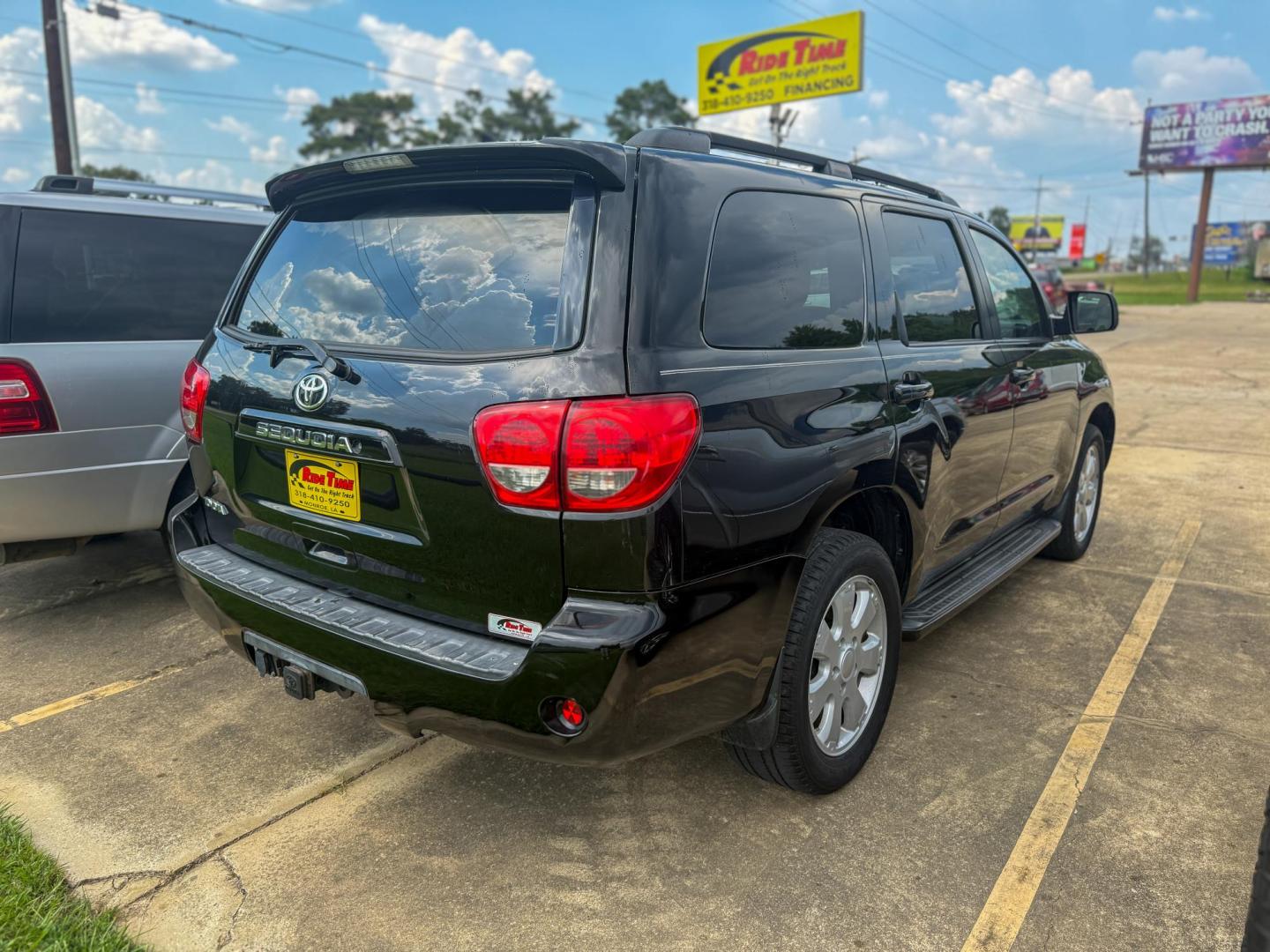 2010 Toyota Sequoia (5TDZM5G11AS) , located at 419 N 18th St., Monroe, LA, 71201, (318) 410-9250, 32.514370, -92.105133 - Photo#1