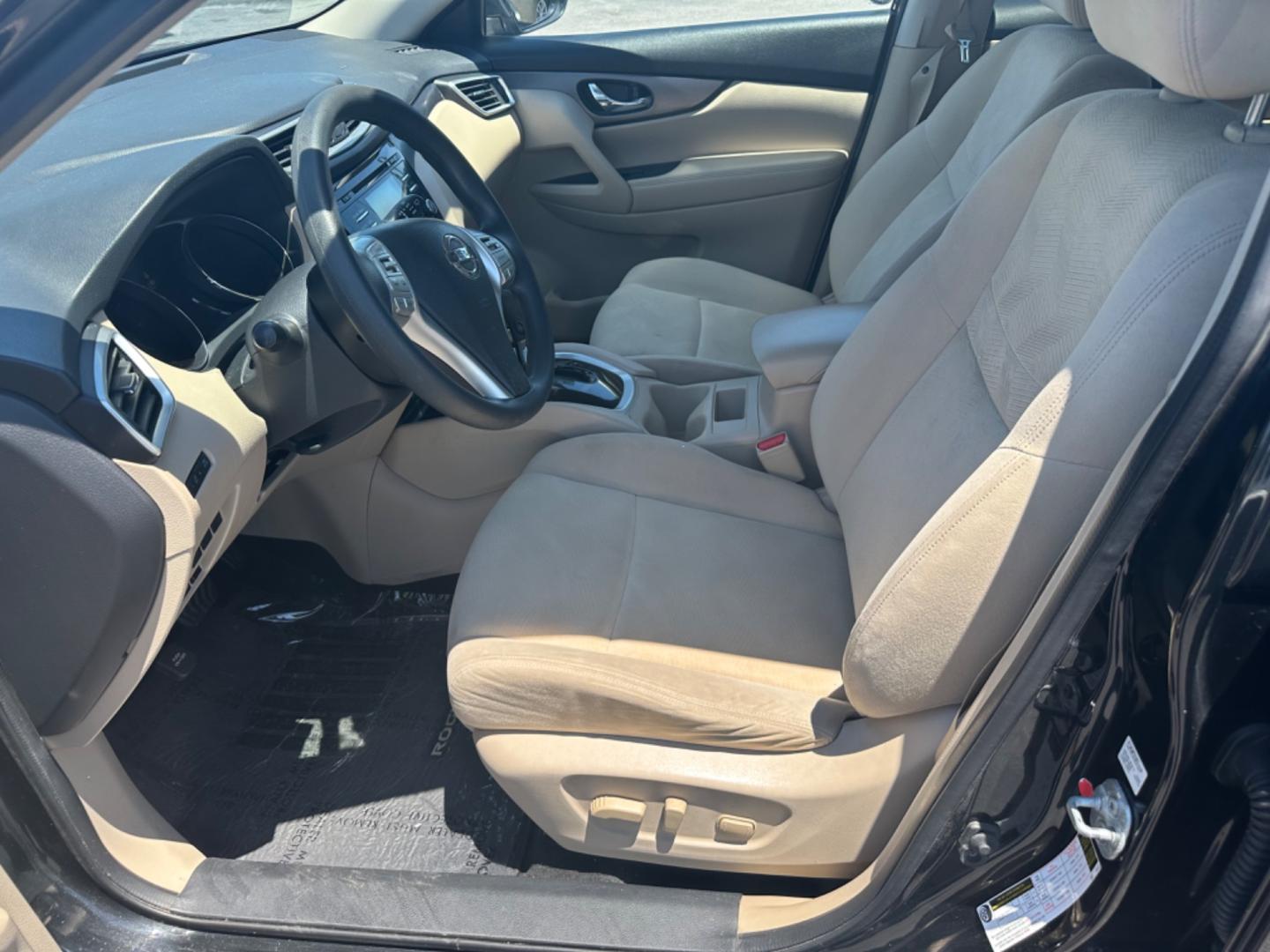 2016 Nissan Rogue SV AWD (KNMAT2MV8GP) with an 2.5L L4 DOHC 16V engine, CVT transmission, located at 419 N 18th St., Monroe, LA, 71201, (318) 410-9250, 32.514370, -92.105133 - Photo#1
