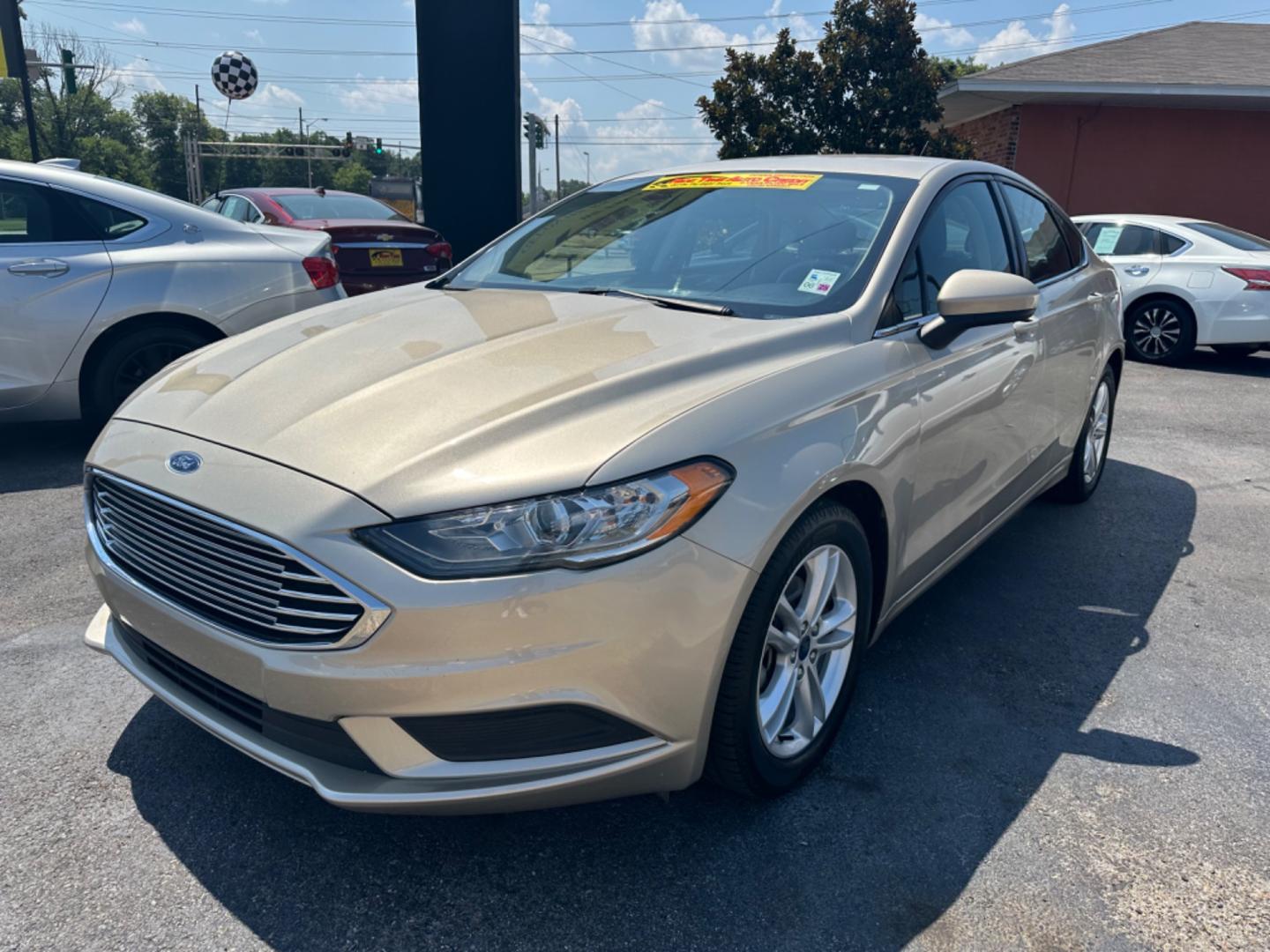 2018 Ford Fusion SE with an 1.5L L4 DOHC 16V engine, 6A transmission, located at 419 N 18th St., Monroe, LA, 71201, (318) 410-9250, 32.514370, -92.105133 - Photo#0