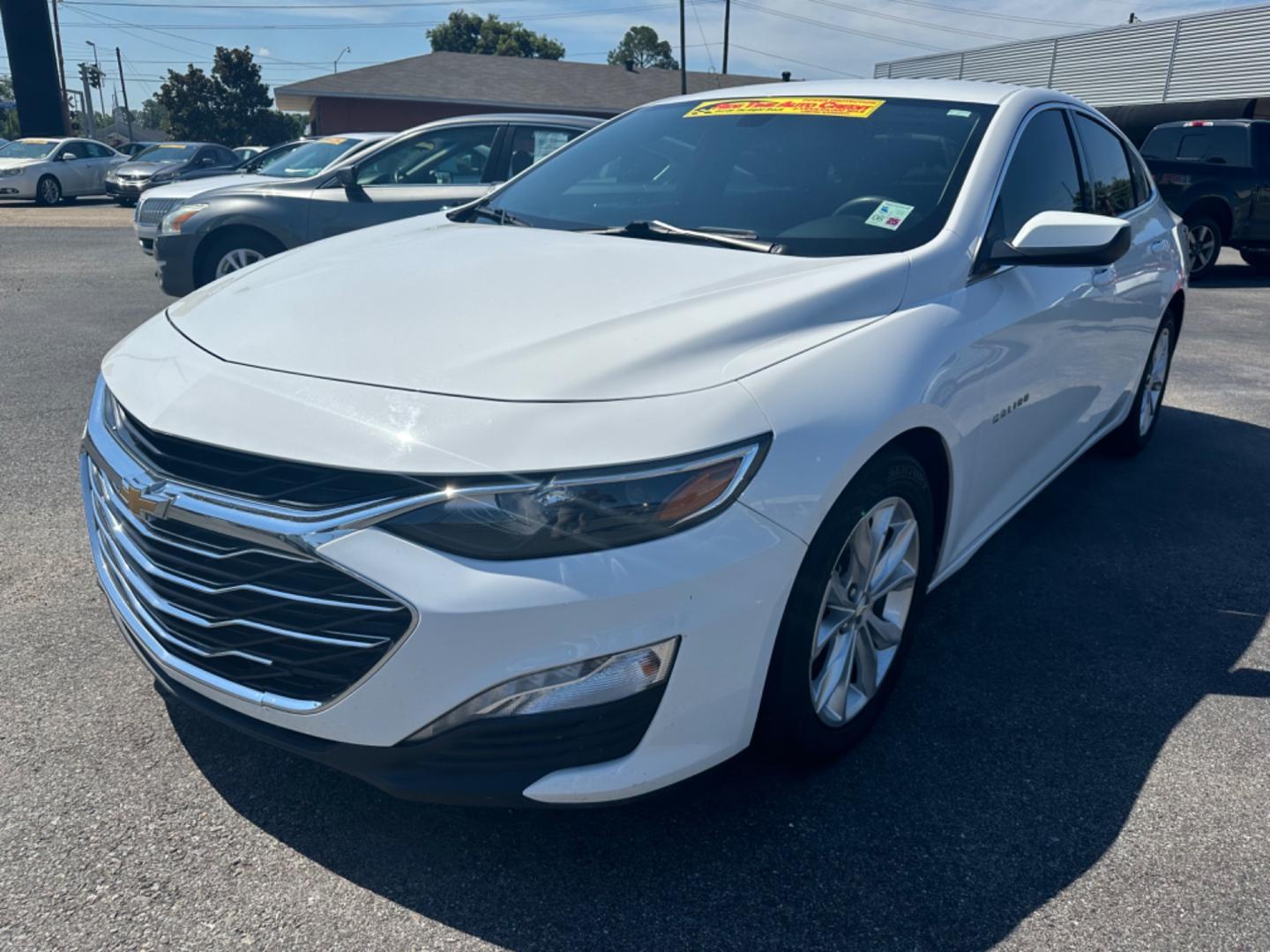 2020 Chevrolet Malibu LT (1G1ZD5ST1LF) with an 1.5L L4 DOHC 16V engine, 6A transmission, located at 419 N 18th St., Monroe, LA, 71201, (318) 410-9250, 32.514370, -92.105133 - Photo#0