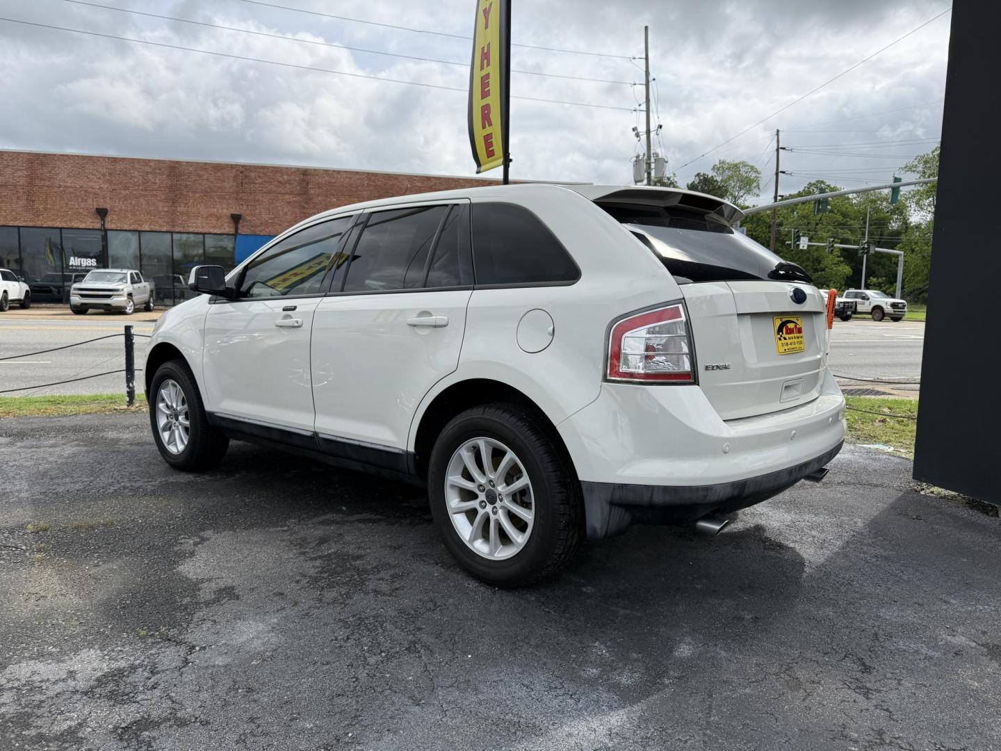 2010 Ford Edge SEL FWD (2FMDK3JC6AB) with an 3.5L V6 DOHC 24V engine, 6-Speed Automatic transmission, located at 419 N 18th St., Monroe, LA, 71201, (318) 410-9250, 32.514370, -92.105133 - Photo#1