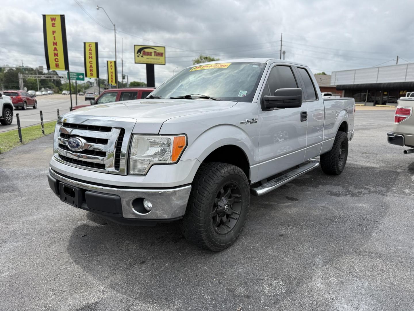 2011 Ford F-150 FX2 SuperCab 6.5-ft. Bed 2WD (1FTEX1CM6BK) with an 3.7L V6 DOHC 24V engine, 4-Speed Automatic transmission, located at 419 N 18th St., Monroe, LA, 71201, (318) 410-9250, 32.514370, -92.105133 - Photo#0