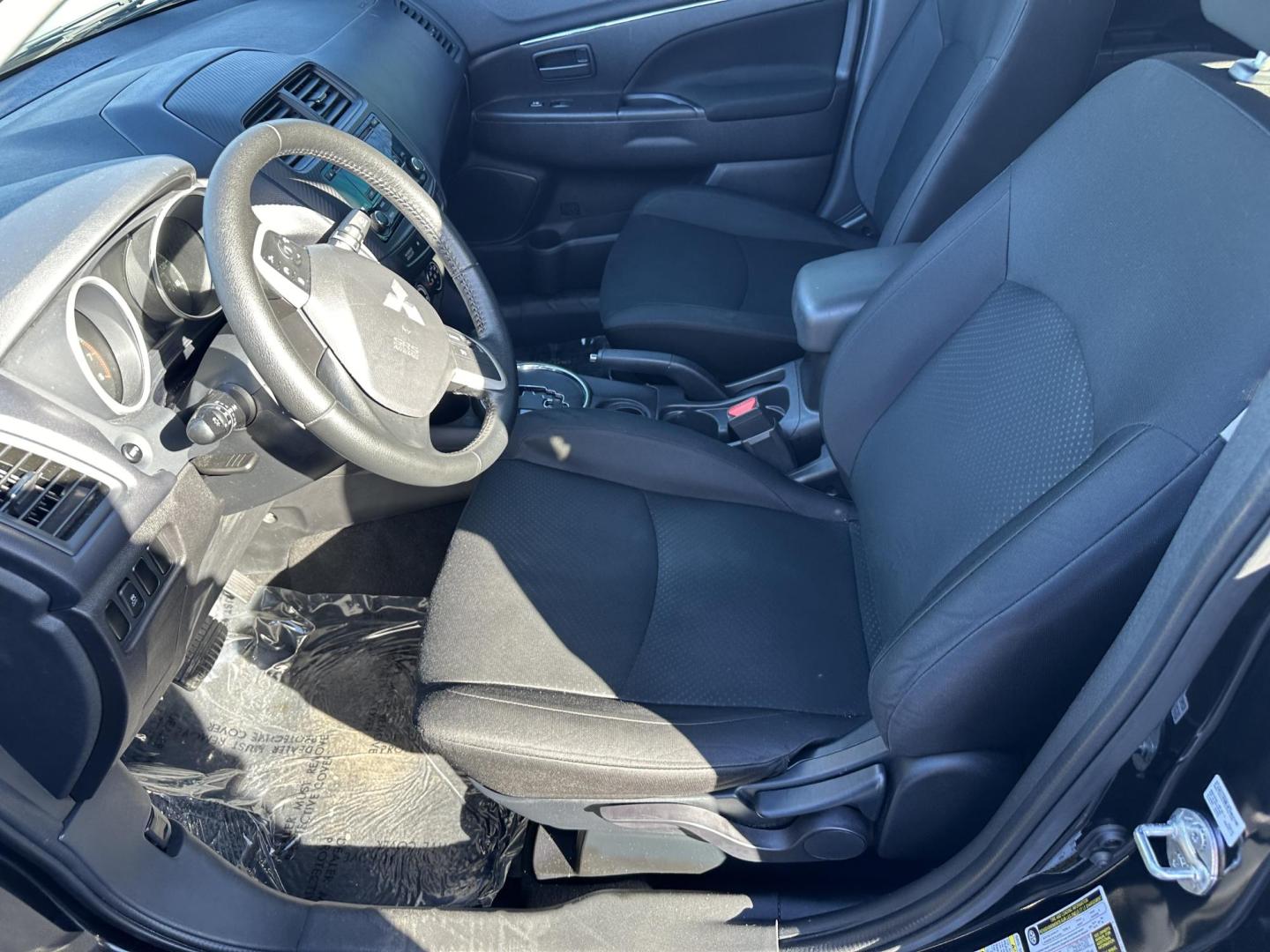 2015 Mitsubishi Outlander Sport ES 2WD (4A4AP3AU2FE) with an 2.0L L4 DOHC 16V engine, Continuously Variable Transmission transmission, located at 419 N 18th St., Monroe, LA, 71201, (318) 410-9250, 32.514370, -92.105133 - Photo#1