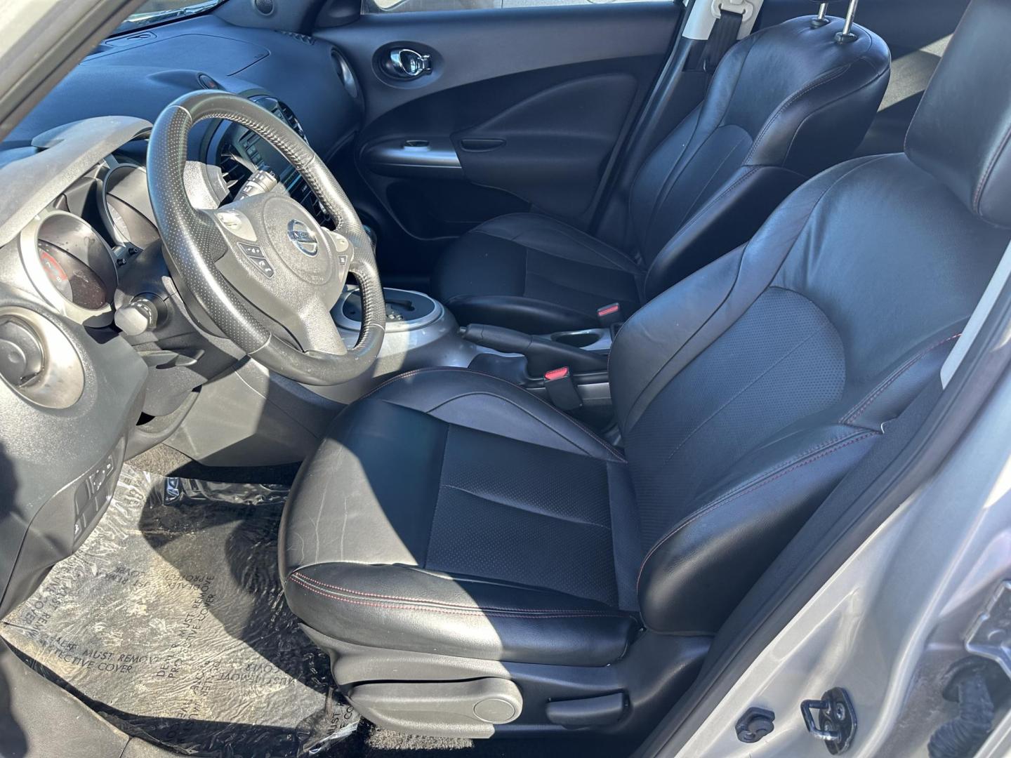 2012 Nissan Juke S FWD (JN8AF5MR1CT) with an 1.6L L4 DOHC 16V engine, Continuously Variable Transmission transmission, located at 419 N 18th St., Monroe, LA, 71201, (318) 410-9250, 32.514370, -92.105133 - Photo#2