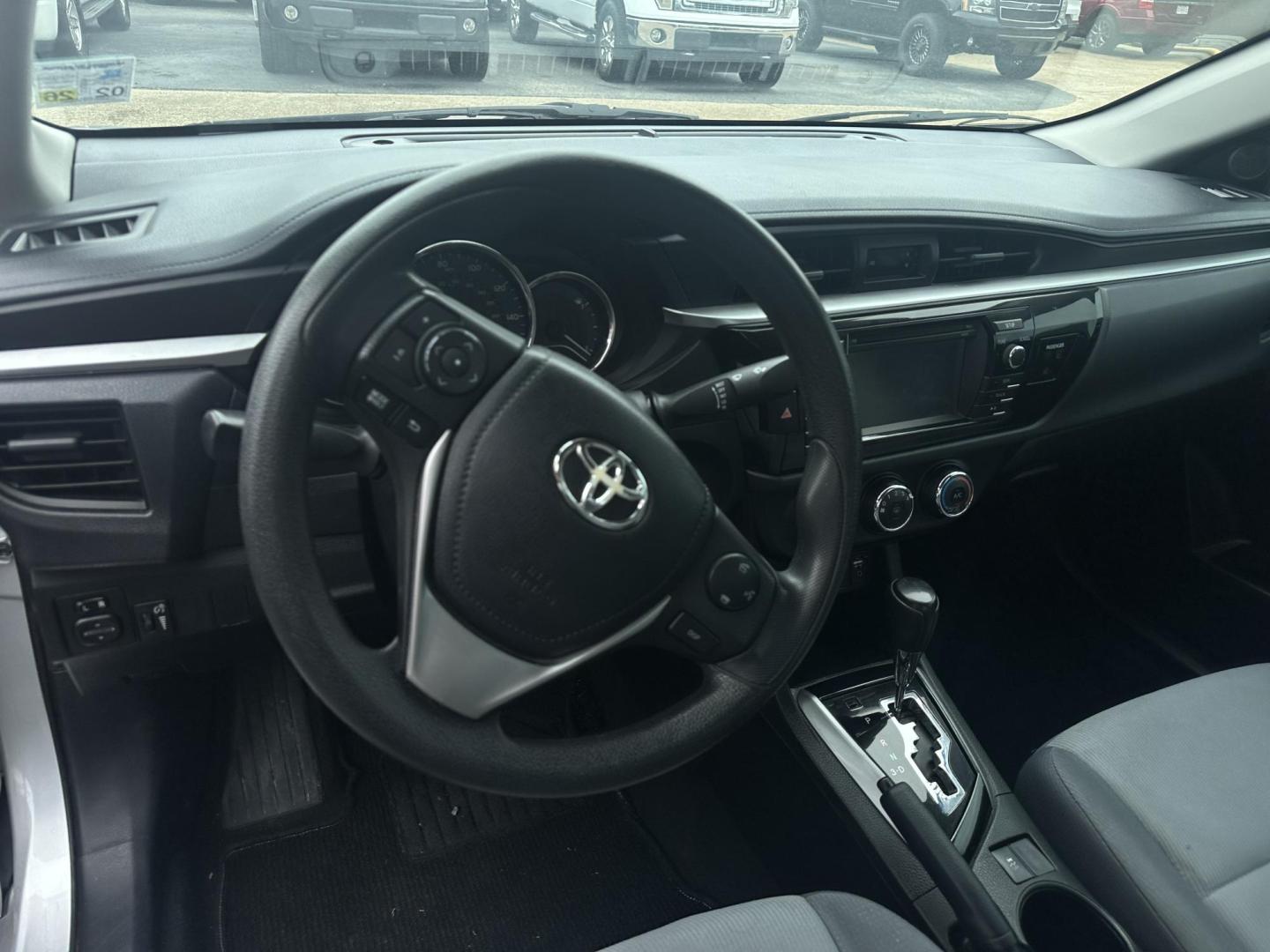 2016 Toyota Corolla L 4-Speed AT (5YFBURHE4GP) with an 1.8L L4 DOHC 16V engine, 4A transmission, located at 419 N 18th St., Monroe, LA, 71201, (318) 410-9250, 32.514370, -92.105133 - Photo#2