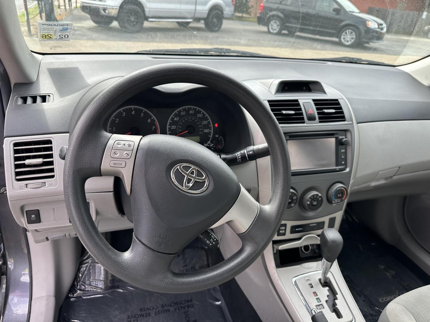 2013 Toyota Corolla LE 4-Speed AT (5YFBU4EE5DP) with an 1.8L L4 DOHC 16V engine, 4-Speed Automatic transmission, located at 419 N 18th St., Monroe, LA, 71201, (318) 410-9250, 32.514370, -92.105133 - Photo#3