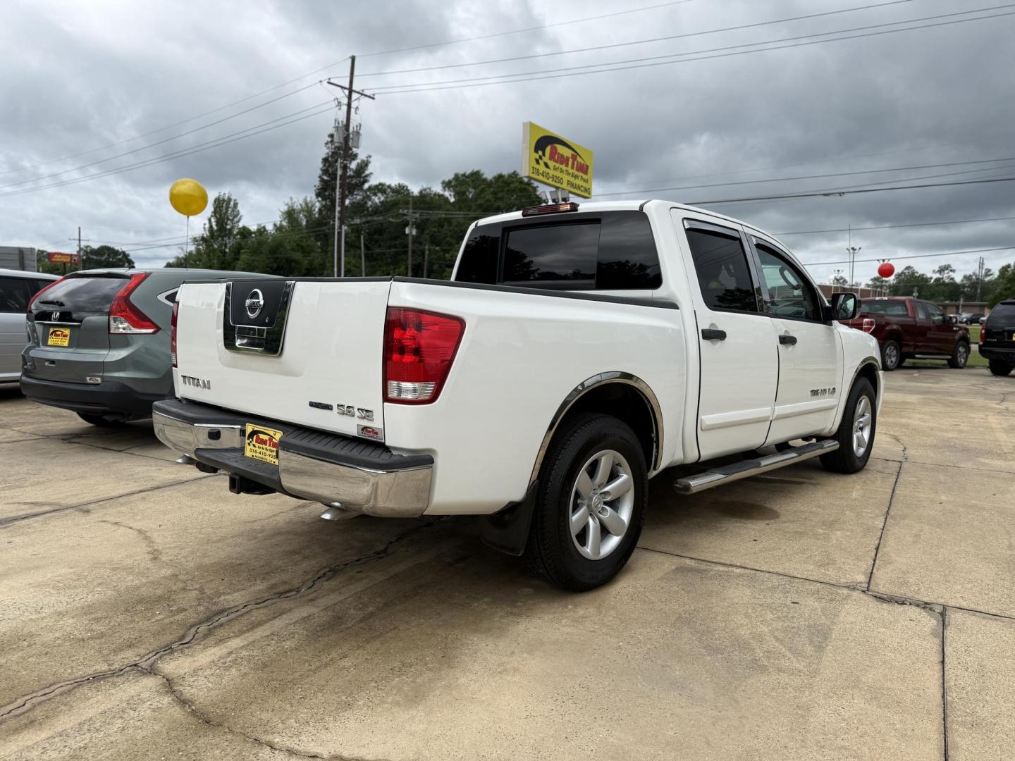 2009 Nissan Titan LE Crew Cab 2WD SWB (1N6BA07D59N) with an 5.6L V8 DOHC 32V FFV engine, 5-Speed Automatic Overdrive transmission, located at 419 N 18th St., Monroe, LA, 71201, (318) 410-9250, 32.514370, -92.105133 - Photo#1