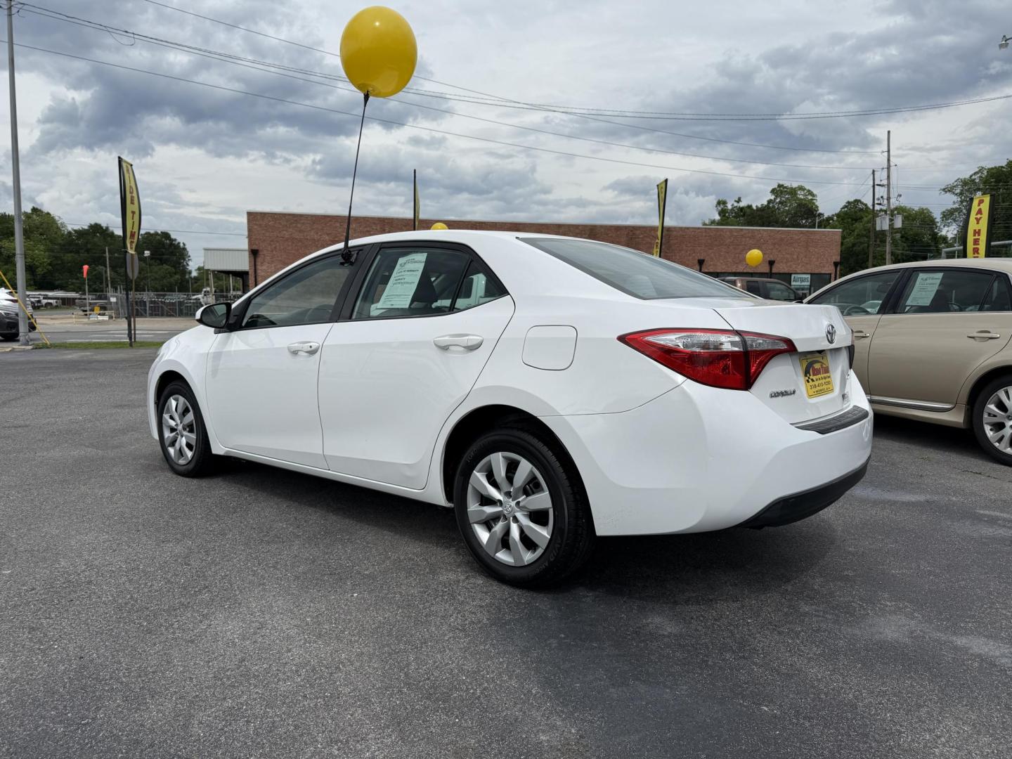2015 Toyota Corolla L 4-Speed AT (2T1BURHE6FC) with an 1.8L L4 DOHC 16V engine, 4-Speed Automatic transmission, located at 419 N 18th St., Monroe, LA, 71201, (318) 410-9250, 32.514370, -92.105133 - Photo#1