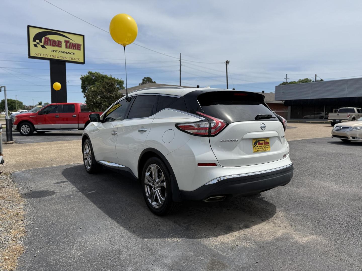 2015 Nissan Murano Platinum FWD (5N1AZ2MG2FN) with an 3.5L V6 DOHC 24V engine, Continuously Variable Transmission transmission, located at 419 N 18th St., Monroe, LA, 71201, (318) 410-9250, 32.514370, -92.105133 - Photo#1