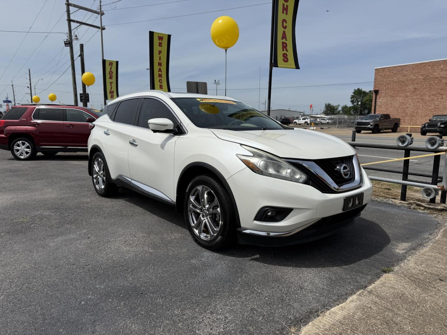 2015 Nissan Murano Platinum FWD (5N1AZ2MG2FN) with an 3.5L V6 DOHC 24V engine, Continuously Variable Transmission transmission, located at 419 N 18th St., Monroe, LA, 71201, (318) 410-9250, 32.514370, -92.105133 - Photo#0