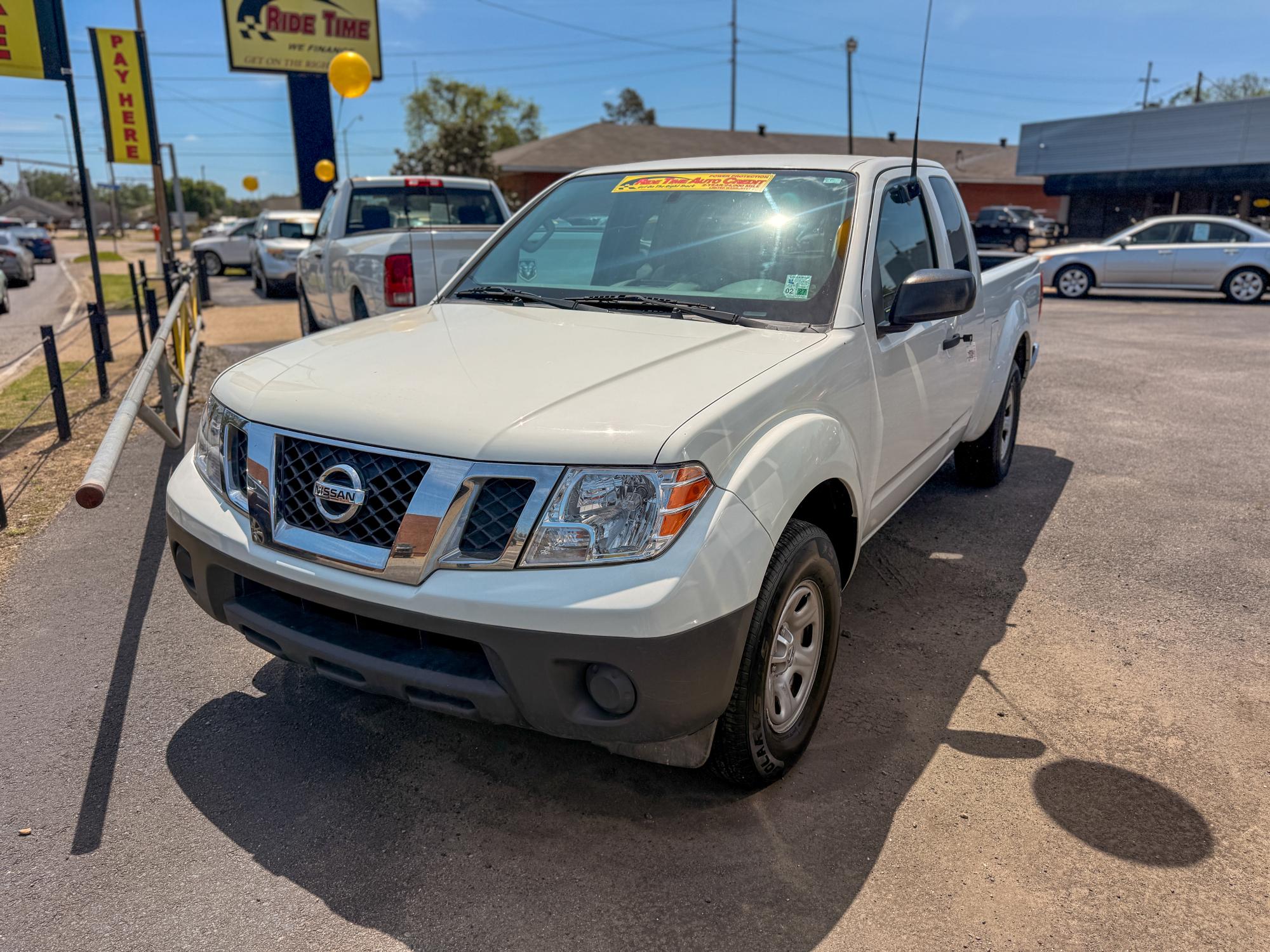 photo of 2015 Nissan Frontier SV King Cab I4 5MT 2WD