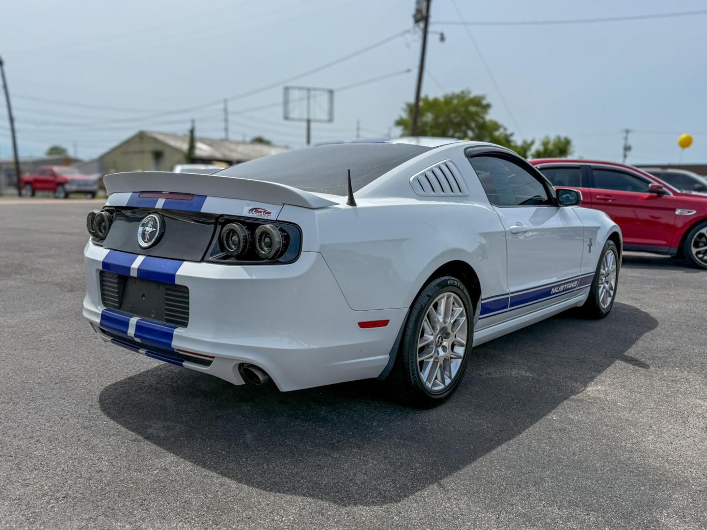 2014 Ford Mustang V6 Coupe (1ZVBP8AM6E5) with an 3.7L V6 DOHC 24V engine, located at 419 N 18th St., Monroe, LA, 71201, (318) 410-9250, 32.514370, -92.105133 - Photo#1