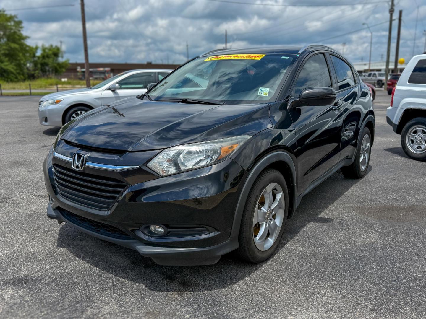 2016 Honda HR-V EX-L w/Navigation CVT (3CZRU5H79GM) with an 1.8L L4 DOHC 16V engine, Continuously Variable Transmission transmission, located at 419 N 18th St., Monroe, LA, 71201, (318) 410-9250, 32.514370, -92.105133 - Photo#0