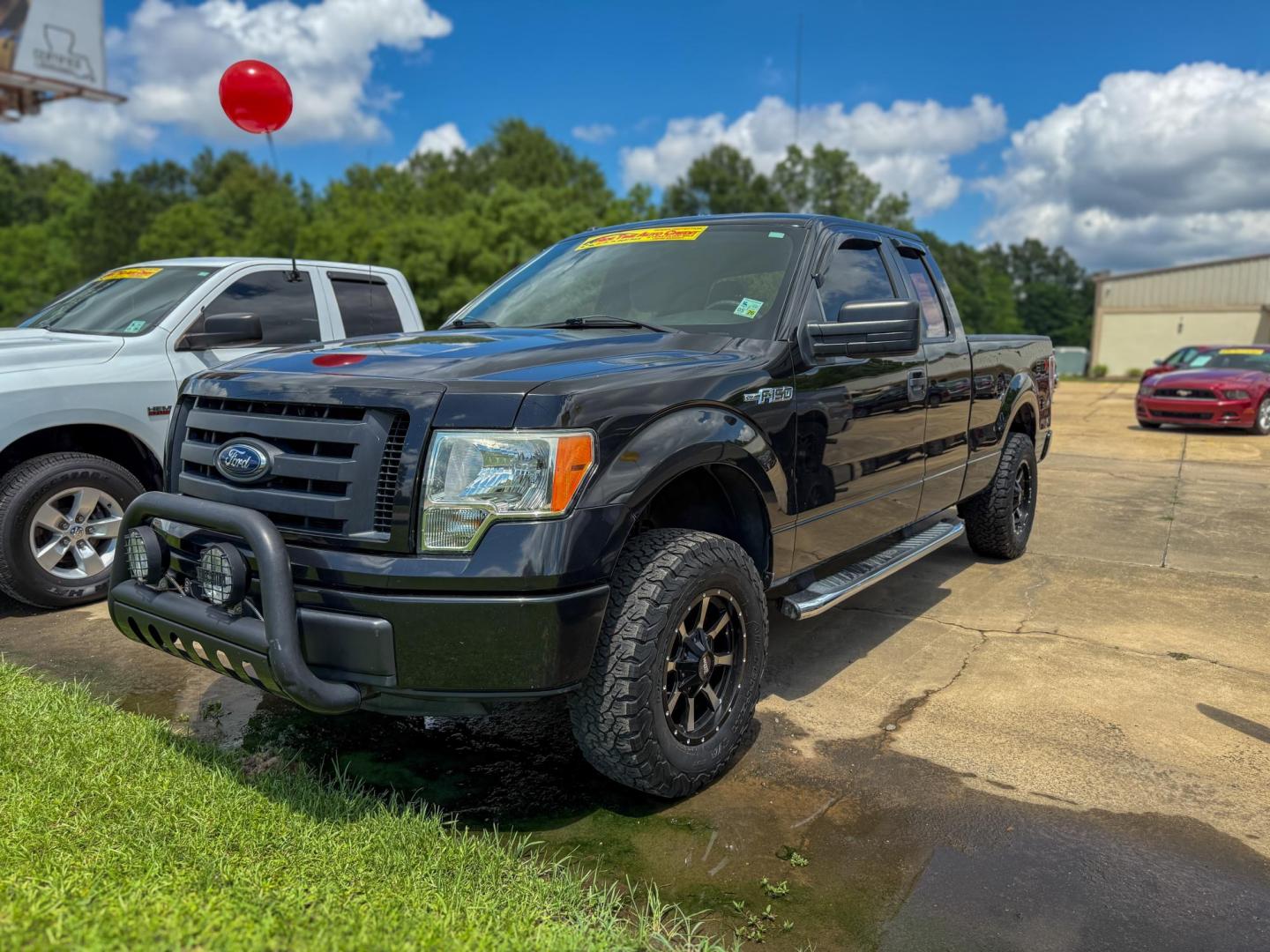 2012 Ford F-150 XLT SuperCab 8-ft. Bed 2WD (1FTEX1CM4CK) with an 3.7L V6 DOHC 24V engine, 6-Speed Automatic transmission, located at 419 N 18th St., Monroe, LA, 71201, (318) 410-9250, 32.514370, -92.105133 - Photo#0