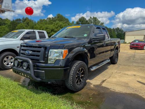 2012 Ford F-150 XLT SuperCab 8-ft. Bed 2WD