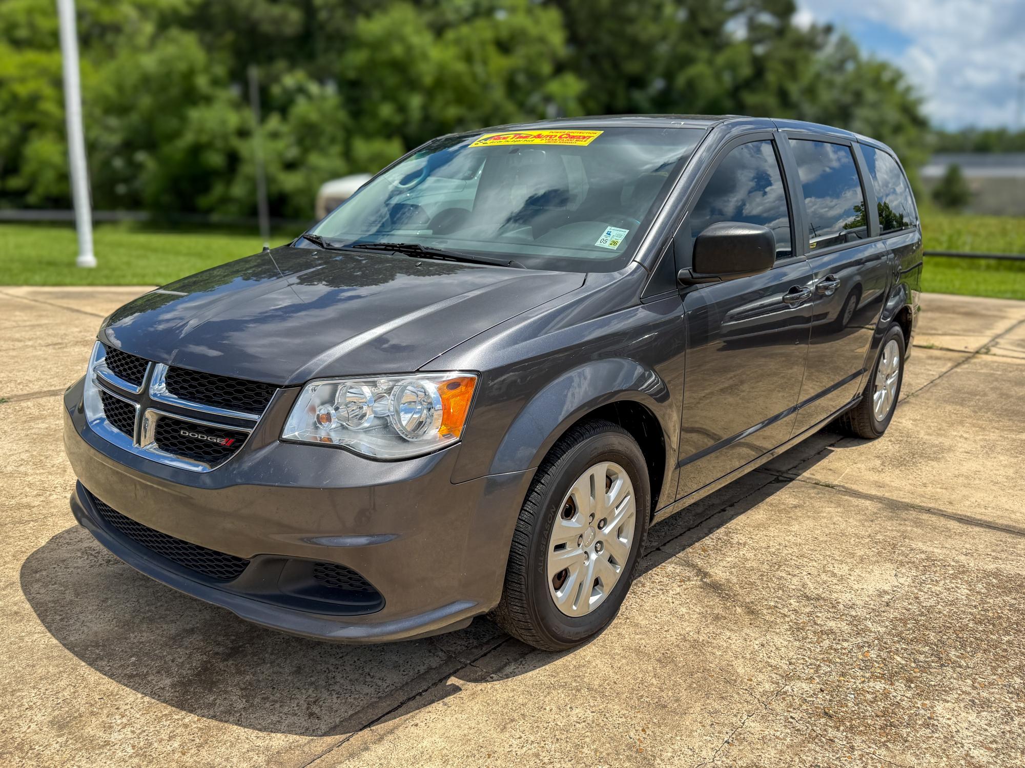 photo of 2018 Dodge Grand Caravan SE