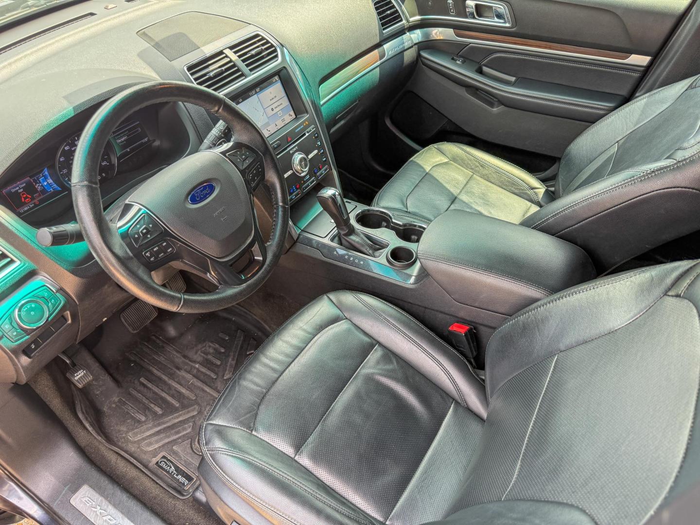 2017 Ford Explorer Limited FWD (1FM5K7FH4HG) with an 2.3L L4 DOHC 16V engine, 6A transmission, located at 419 N 18th St., Monroe, LA, 71201, (318) 410-9250, 32.514370, -92.105133 - Photo#3