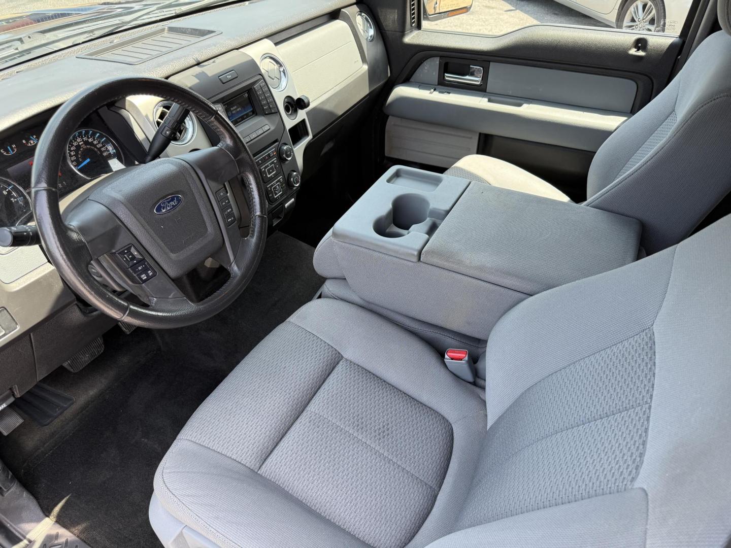 2014 Ford F-150 Platinum SuperCrew 6.5-ft. Bed 2WD (1FTFW1CT1EK) with an 3.5L V6 TURBO engine, 6-Speed Automatic transmission, located at 419 N 18th St., Monroe, LA, 71201, (318) 410-9250, 32.514370, -92.105133 - Photo#3