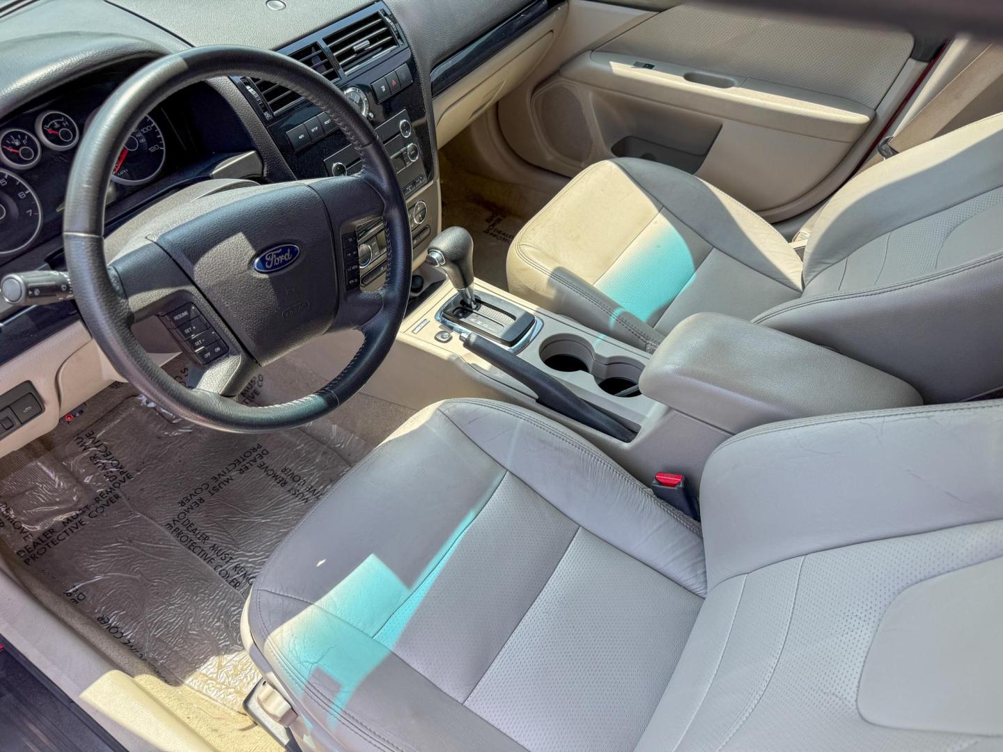 2009 Ford Fusion V6 SEL (3FAHP08179R) with an 3.0L V6 DOHC 24V engine, located at 419 N 18th St., Monroe, LA, 71201, (318) 410-9250, 32.514370, -92.105133 - Photo#3