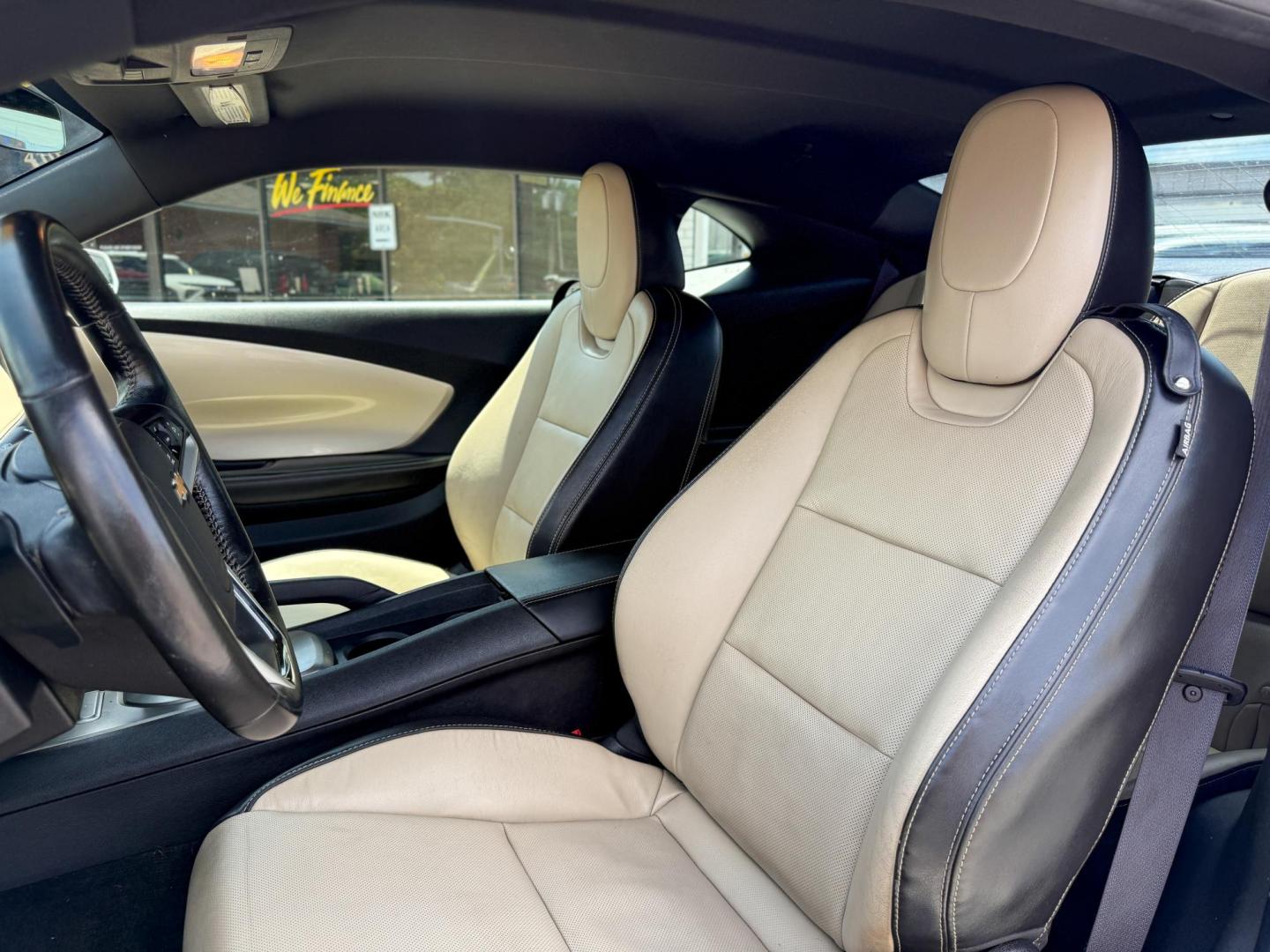 2014 Chevrolet Camaro Coupe 2LT (2G1FC1E35E9) with an 3.6L V6 DOHC 24V FFV engine, 6-Speed Automatic transmission, located at 419 N 18th St., Monroe, LA, 71201, (318) 410-9250, 32.514370, -92.105133 - Photo#2