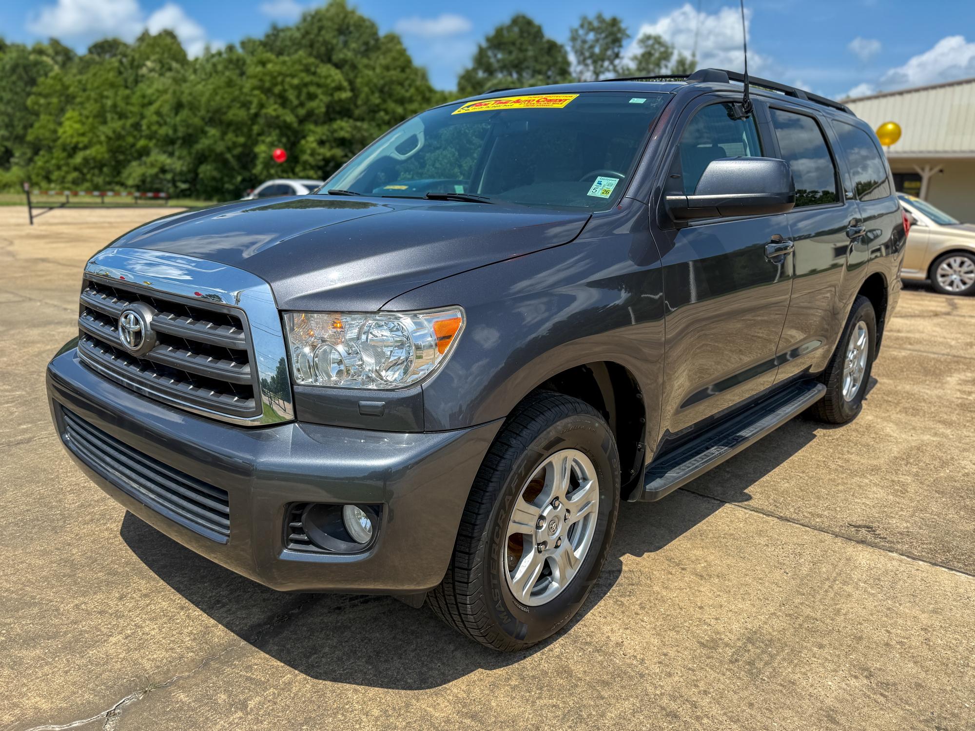 photo of 2014 Toyota Sequoia SR5 5.7L 2WD
