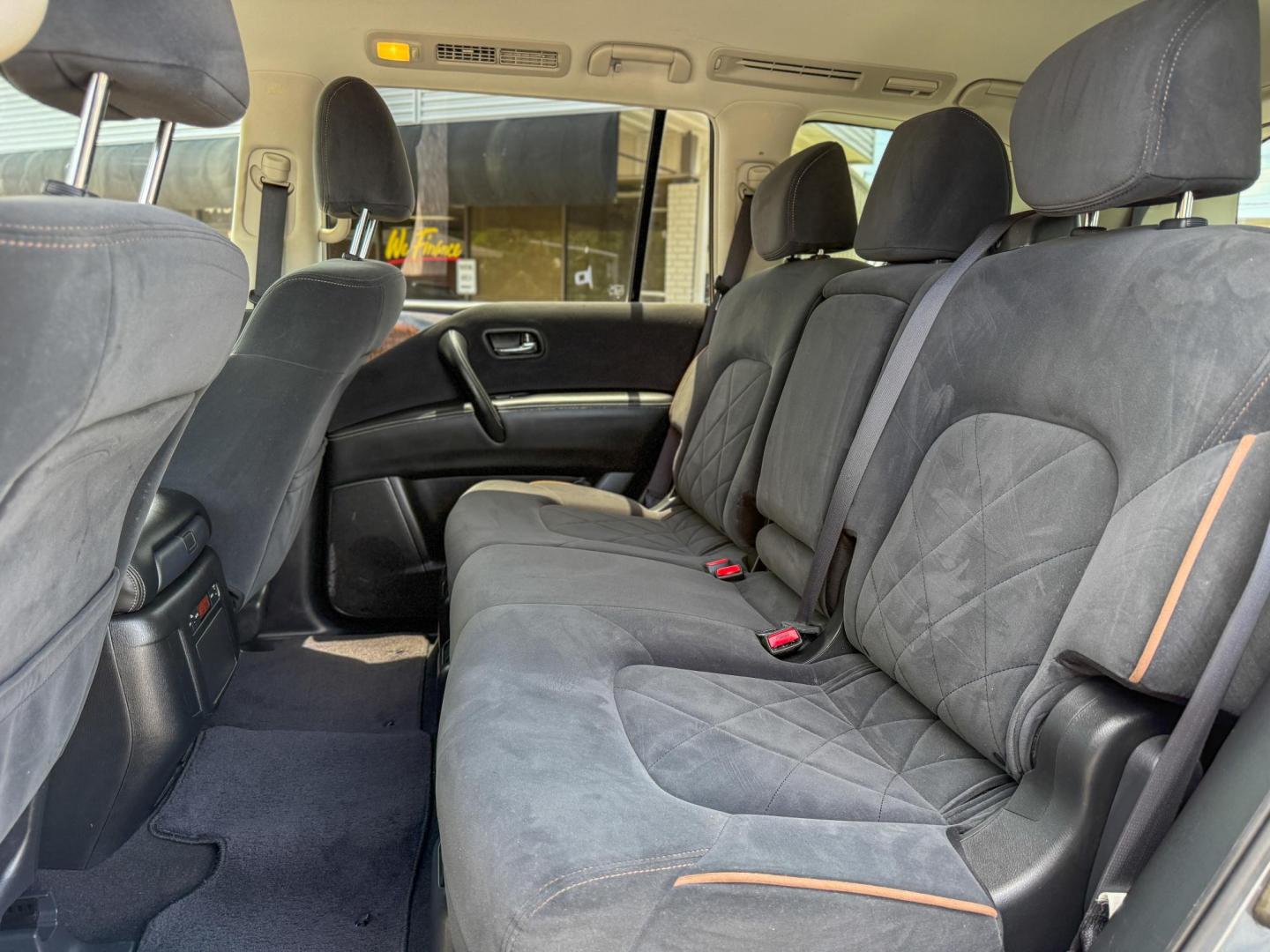 2017 Nissan Armada SV AWD (JN8AY2NCXH9) with an 5.6L V8 DOHC 32V engine, 7A transmission, located at 419 N 18th St., Monroe, LA, 71201, (318) 410-9250, 32.514370, -92.105133 - Photo#4