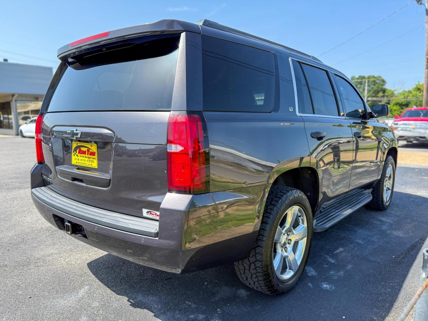 2015 Chevrolet Tahoe LT 2WD (1GNSCBKCXFR) with an 5.3L V8 OHV 16V engine, 6-Speed Automatic transmission, located at 419 N 18th St., Monroe, LA, 71201, (318) 410-9250, 32.514370, -92.105133 - Photo#1