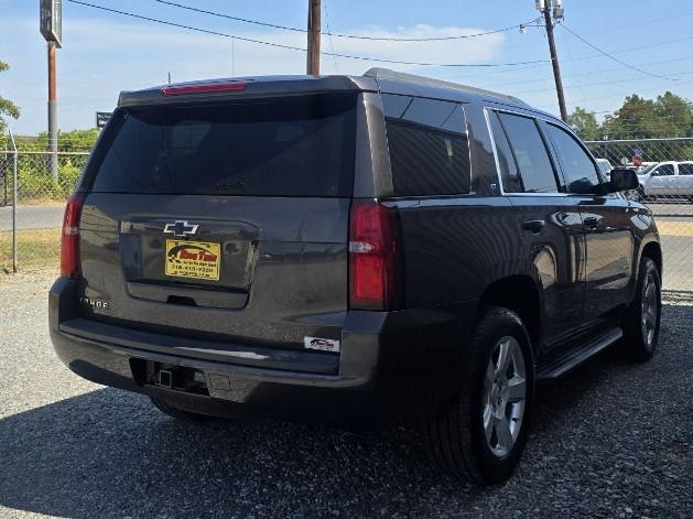 2015 Chevrolet Tahoe LT 2WD (1GNSCBKCXFR) with an 5.3L V8 OHV 16V engine, 6-Speed Automatic transmission, located at 419 N 18th St., Monroe, LA, 71201, (318) 410-9250, 32.514370, -92.105133- Photo#3