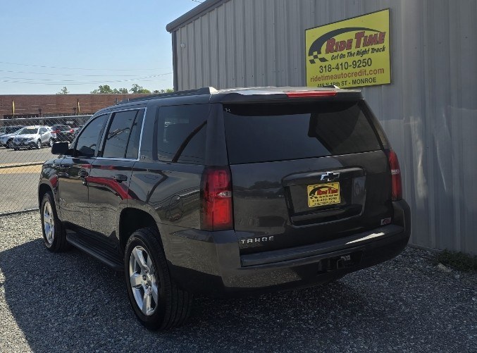 2015 Chevrolet Tahoe LT 2WD (1GNSCBKCXFR) with an 5.3L V8 OHV 16V engine, 6-Speed Automatic transmission, located at 419 N 18th St., Monroe, LA, 71201, (318) 410-9250, 32.514370, -92.105133- Photo#4