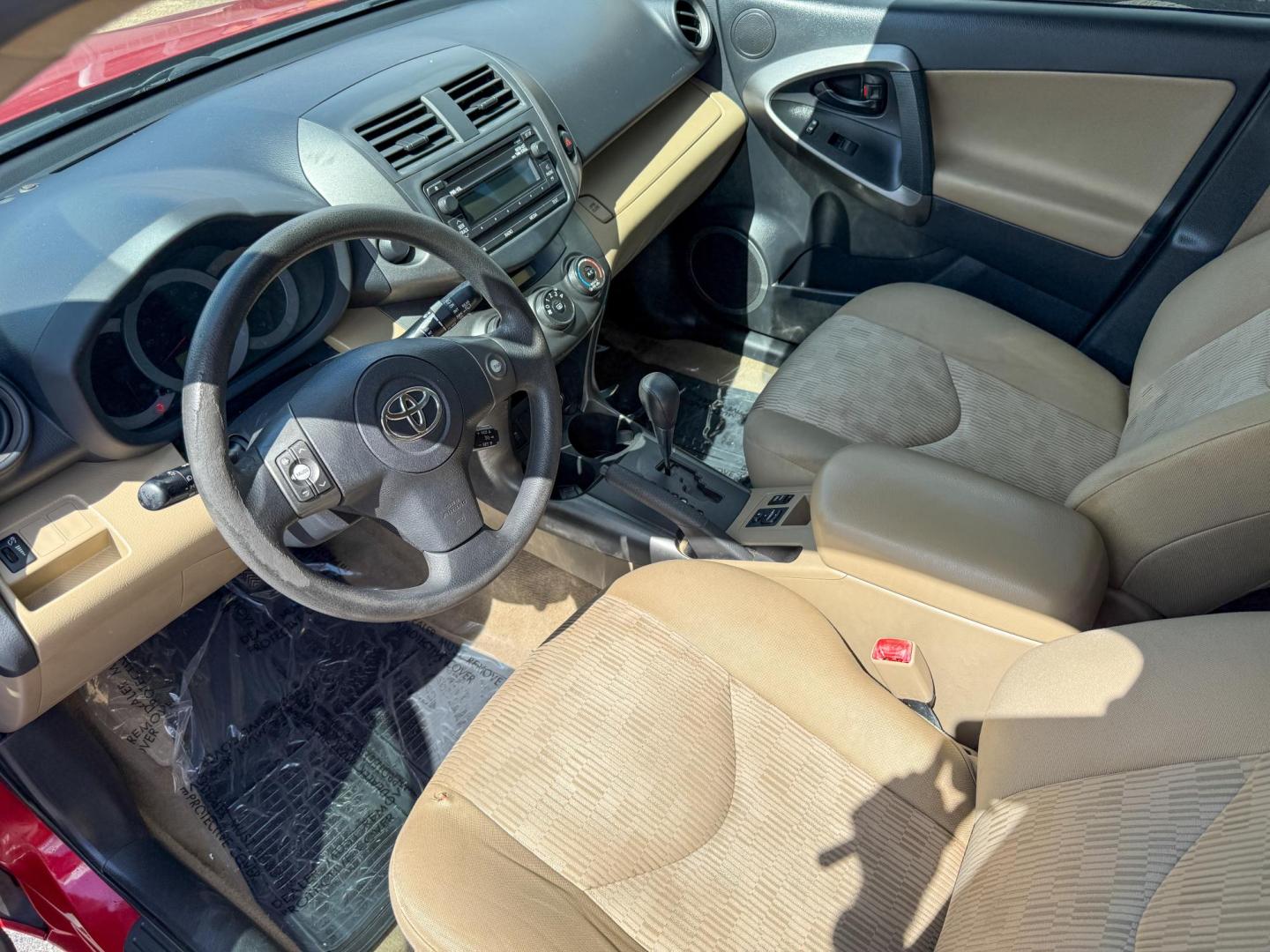2012 Toyota RAV4 Base I4 2WD (2T3ZF4DV0CW) with an 2.4L L4 DOHC 16V engine, 4-Speed Automatic transmission, located at 419 N 18th St., Monroe, LA, 71201, (318) 410-9250, 32.514370, -92.105133 - Photo#2