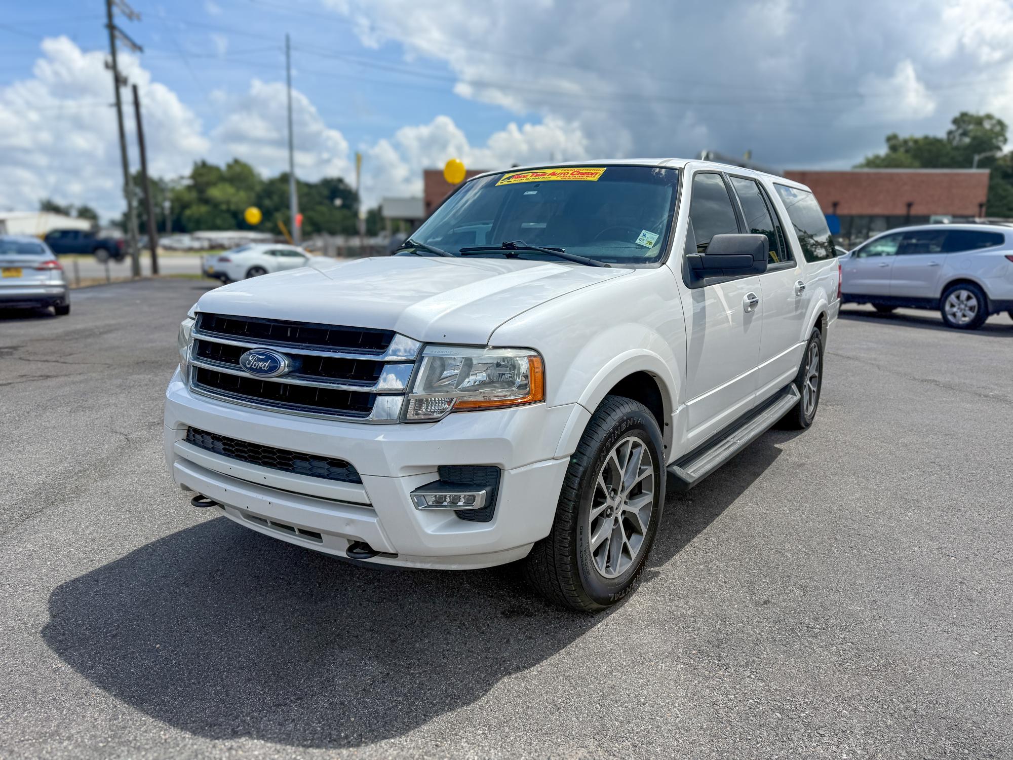 photo of 2017 Ford Expedition EL XLT 4WD