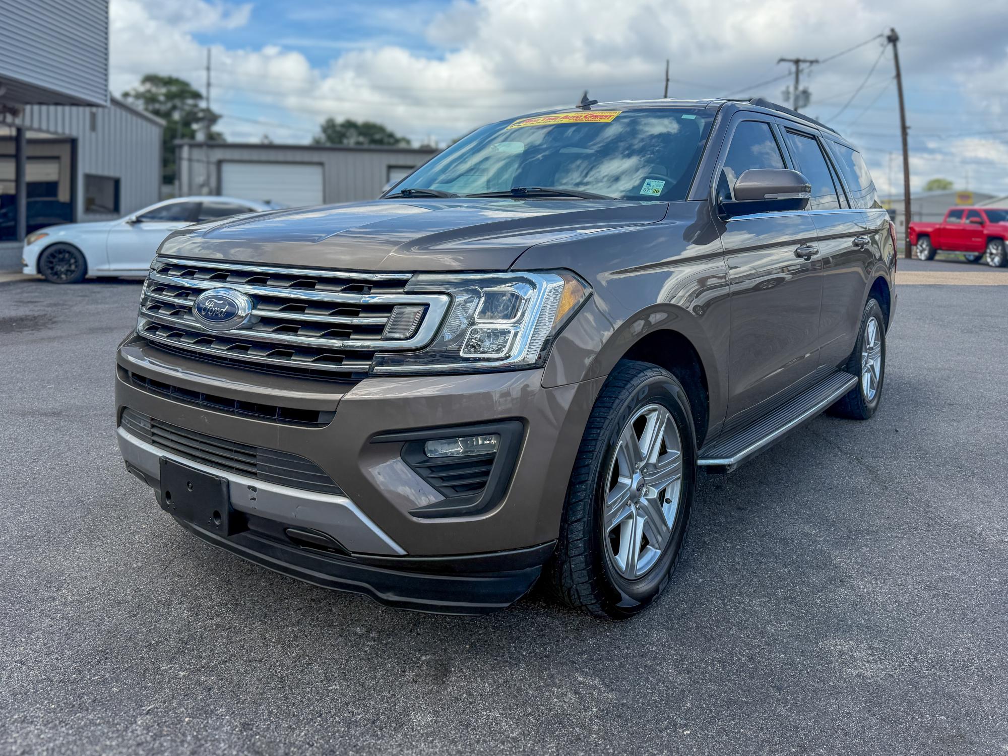 photo of 2018 Ford Expedition XLT 2WD