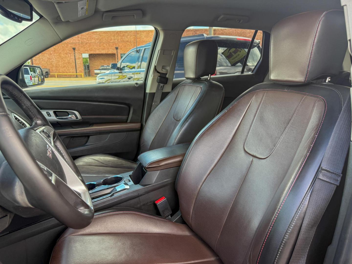 2012 GMC Terrain SLT1 FWD (2GKALUEK2C6) with an 2.4L L4 DOHC 16V engine, 6-Speed Automatic transmission, located at 419 N 18th St., Monroe, LA, 71201, (318) 410-9250, 32.514370, -92.105133 - Photo#2