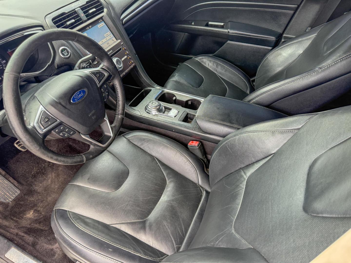 2017 Ford Fusion Titanium (3FA6P0K98HR) with an 2.0L L4 DOHC 16V engine, 6A transmission, located at 419 N 18th St., Monroe, LA, 71201, (318) 410-9250, 32.514370, -92.105133 - Photo#3