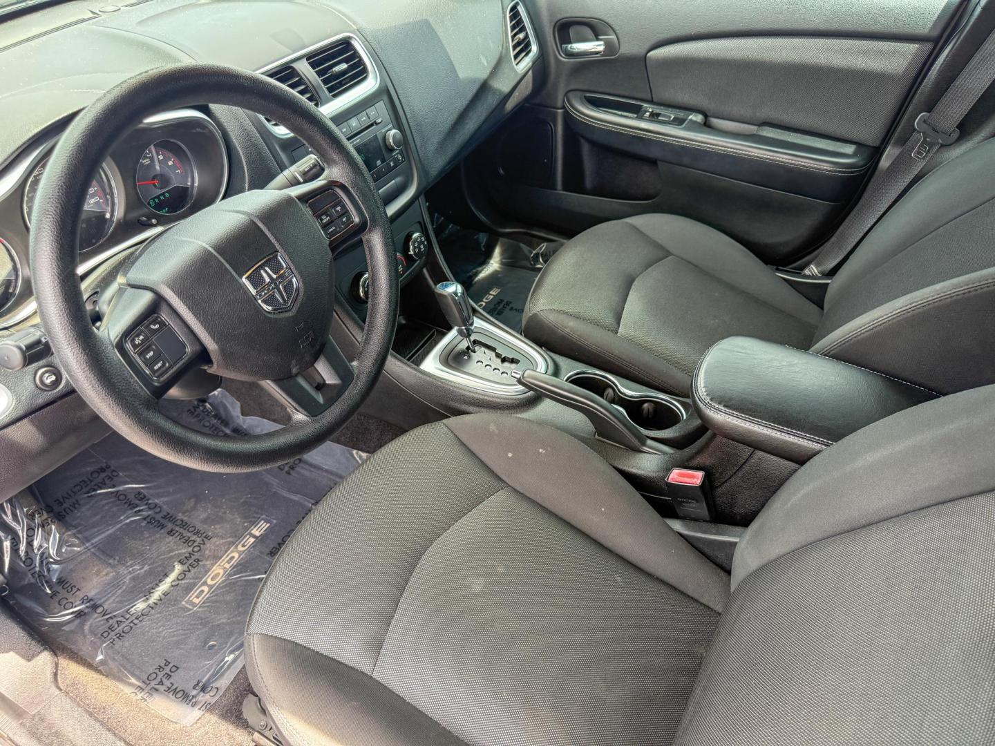 2013 Dodge Avenger SE (1C3CDZAG2DN) with an 3.6L V6 DOHC 24V FFV engine, 6-Speed Automatic transmission, located at 419 N 18th St., Monroe, LA, 71201, (318) 410-9250, 32.514370, -92.105133 - Photo#3