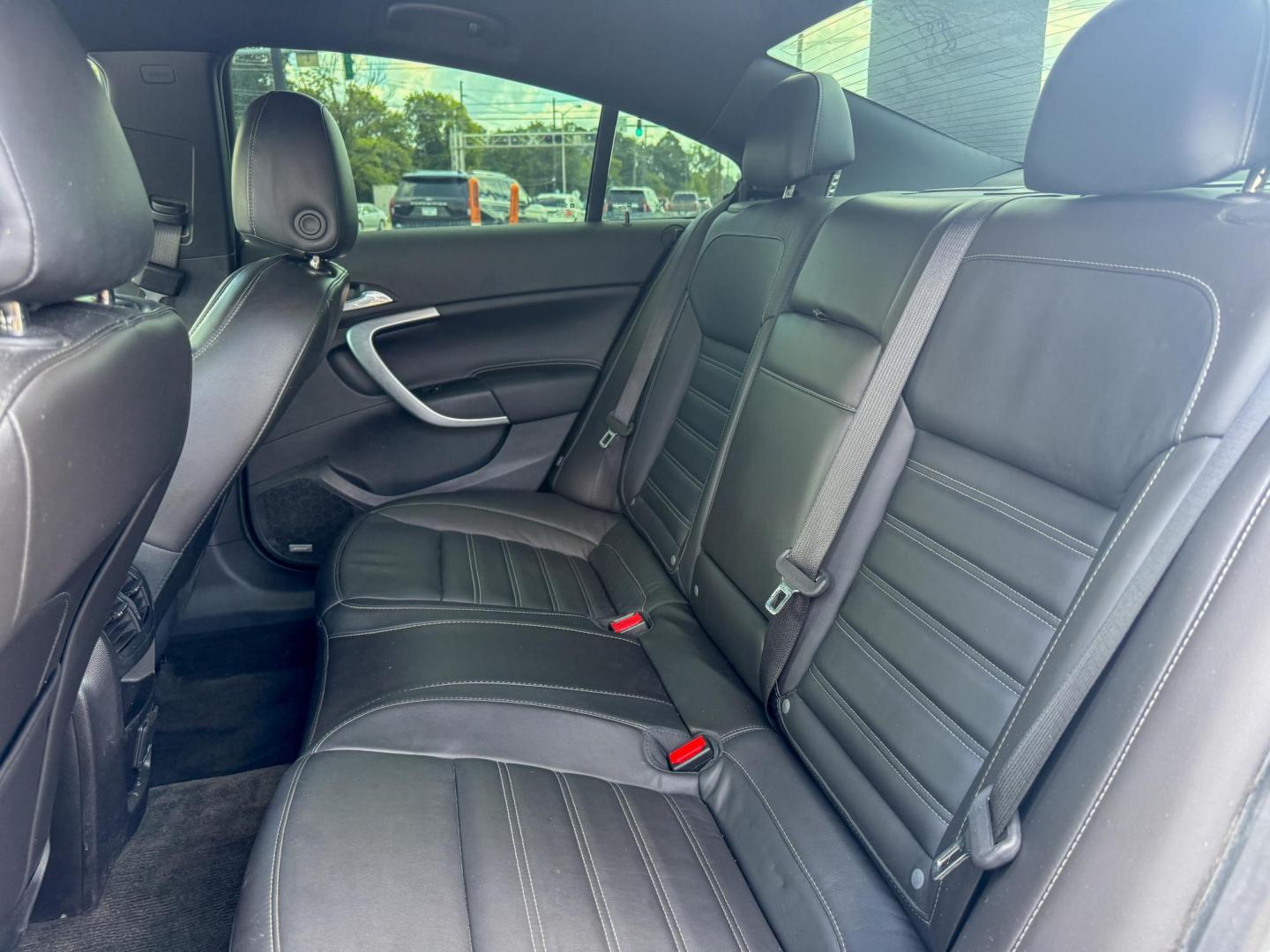 2014 Buick Regal GS (2G4GT5GX3E9) with an 2.0L L4 DOHC 16V TURBO engine, located at 419 N 18th St., Monroe, LA, 71201, (318) 410-9250, 32.514370, -92.105133 - Photo#3