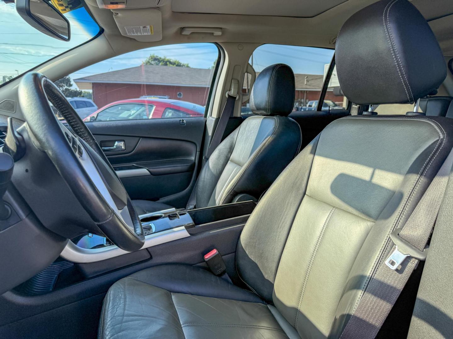 2013 Ford Edge Sport FWD (2FMDK3AK1DB) with an 3.7L V6 DOHC 24V engine, 6-Speed Automatic transmission, located at 419 N 18th St., Monroe, LA, 71201, (318) 410-9250, 32.514370, -92.105133 - Photo#2