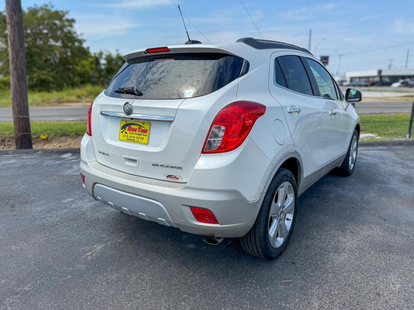 2016 Buick Encore Convenience FWD (KL4CJBSB2GB) with an 1.4L L4 DOHC 16V TURBO engine, 6A transmission, located at 419 N 18th St., Monroe, LA, 71201, (318) 410-9250, 32.514370, -92.105133 - Photo#1