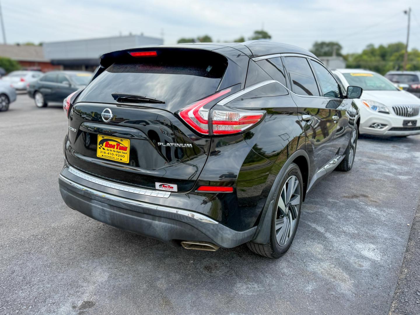 2015 Nissan Murano Platinum FWD (5N1AZ2MG3FN) with an 3.5L V6 DOHC 24V engine, Continuously Variable Transmission transmission, located at 419 N 18th St., Monroe, LA, 71201, (318) 410-9250, 32.514370, -92.105133 - Photo#1