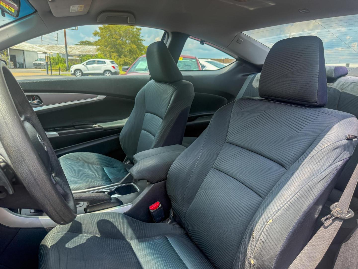 2014 Honda Accord LX-S Coupe CVT (1HGCT1B39EA) with an 2.4L L4 DOHC 16V engine, Continuously Variable Transmission transmission, located at 419 N 18th St., Monroe, LA, 71201, (318) 410-9250, 32.514370, -92.105133 - Photo#2