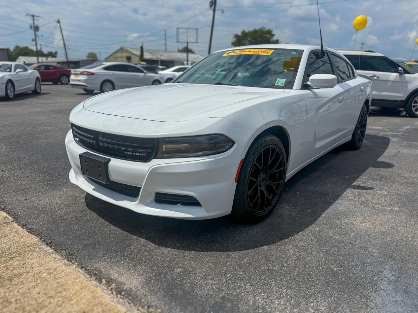 2019 Dodge Charger SXT (2C3CDXBG8KH) with an 3.6L V6 DOHC 24V engine, 8A transmission, located at 419 N 18th St., Monroe, LA, 71201, (318) 410-9250, 32.514370, -92.105133 - Photo#0