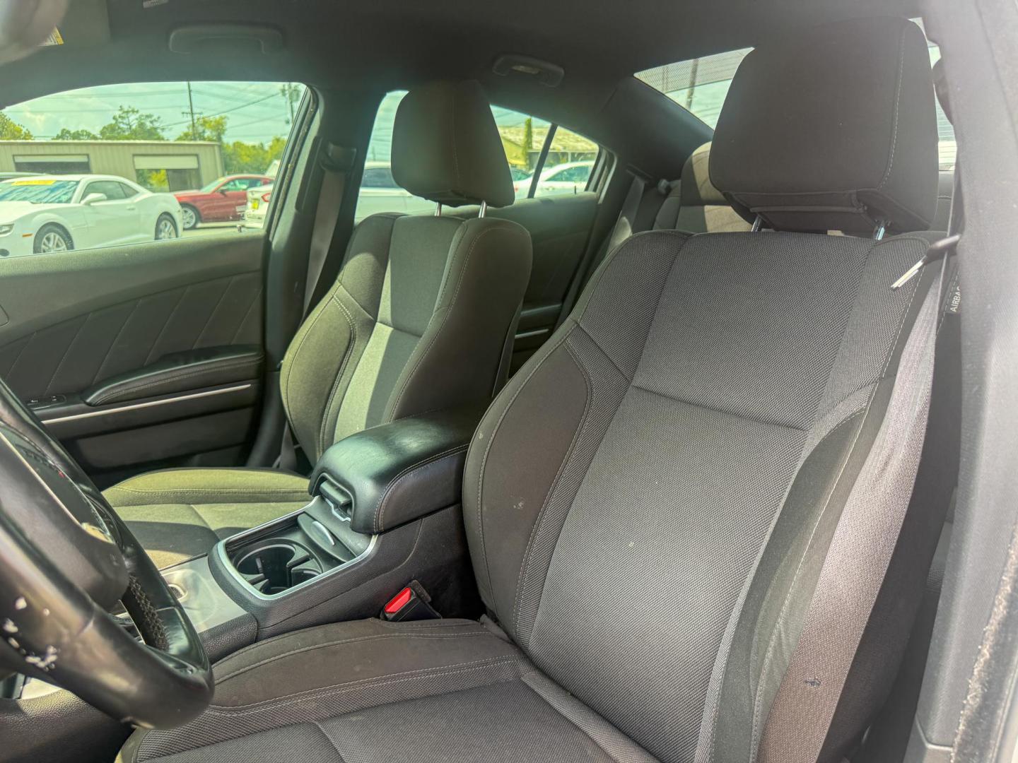 2019 Dodge Charger SXT (2C3CDXBG8KH) with an 3.6L V6 DOHC 24V engine, 8A transmission, located at 419 N 18th St., Monroe, LA, 71201, (318) 410-9250, 32.514370, -92.105133 - Photo#2