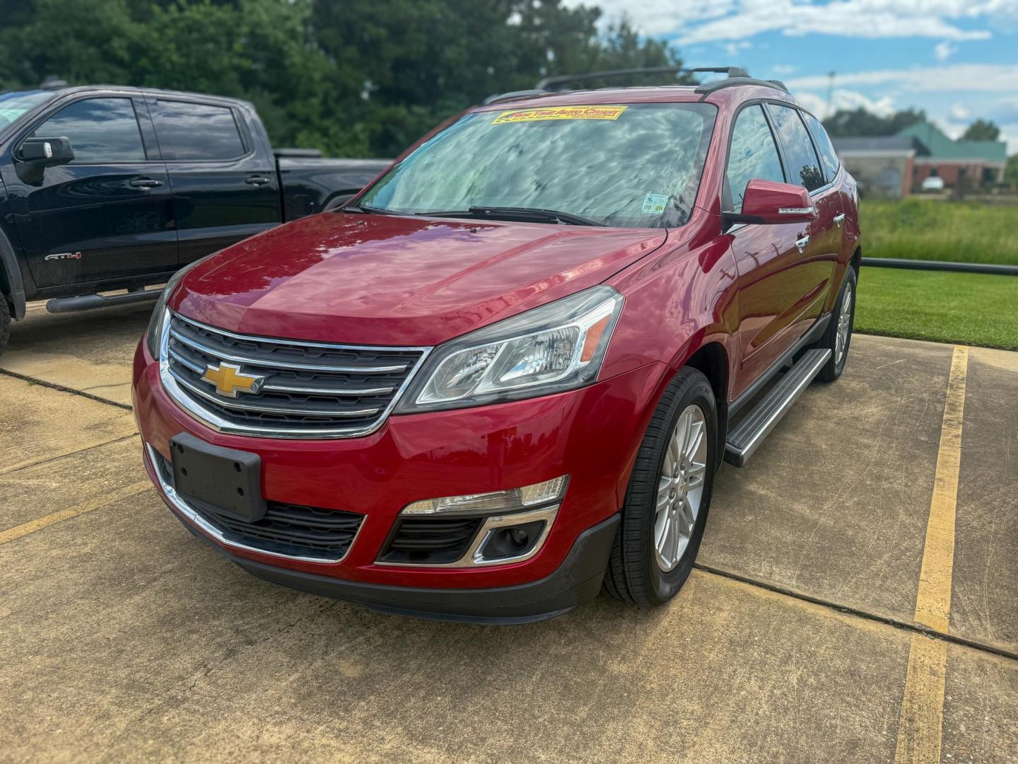 2014 Chevrolet Traverse 1LT FWD (1GNKRGKD6EJ) with an 3.6L V6 DOHC 24V engine, 6-Speed Automatic transmission, located at 419 N 18th St., Monroe, LA, 71201, (318) 410-9250, 32.514370, -92.105133 - Photo#0